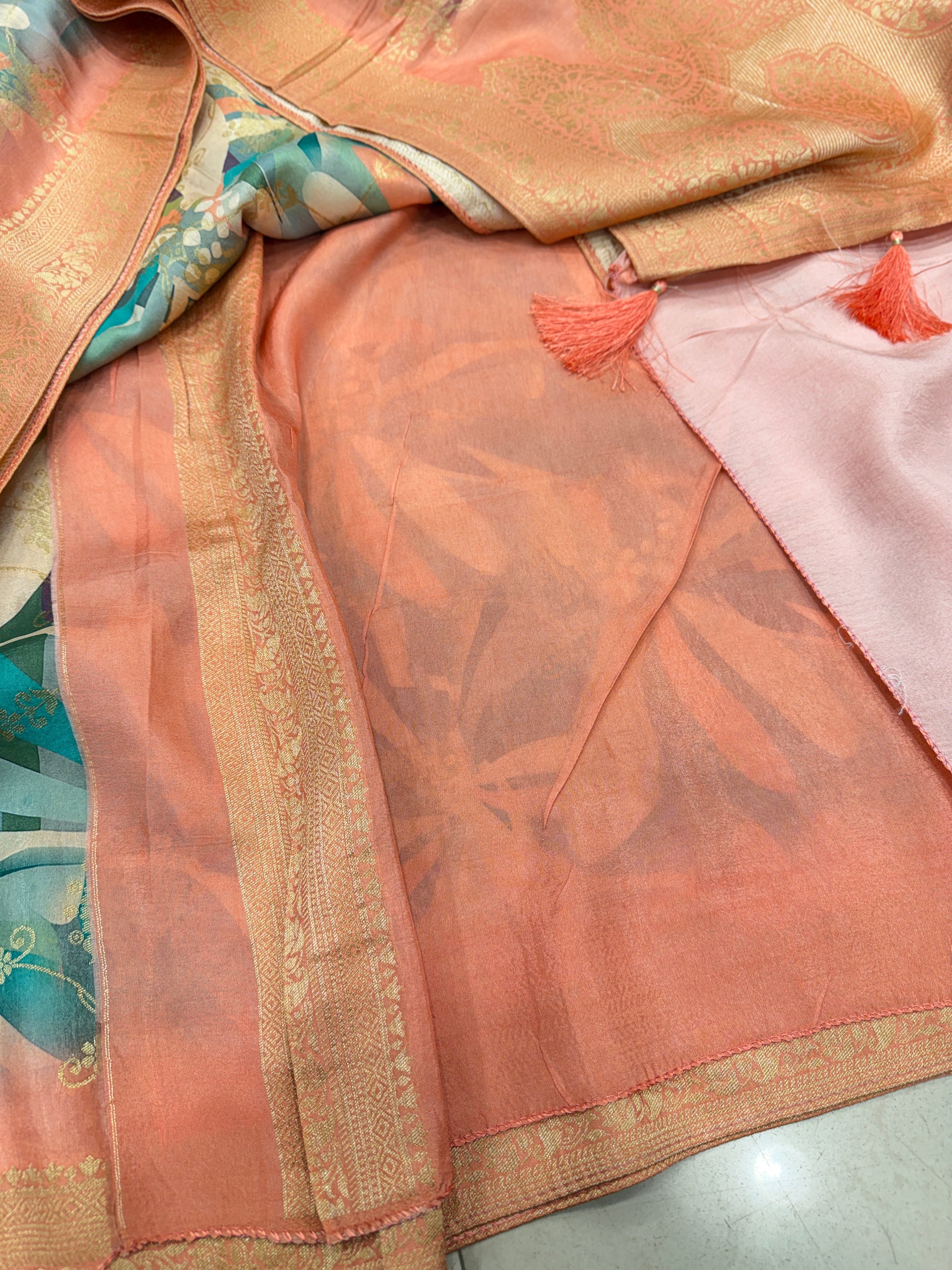 Abstract Floral Multi Colour Print Munga Soft Silk Saree