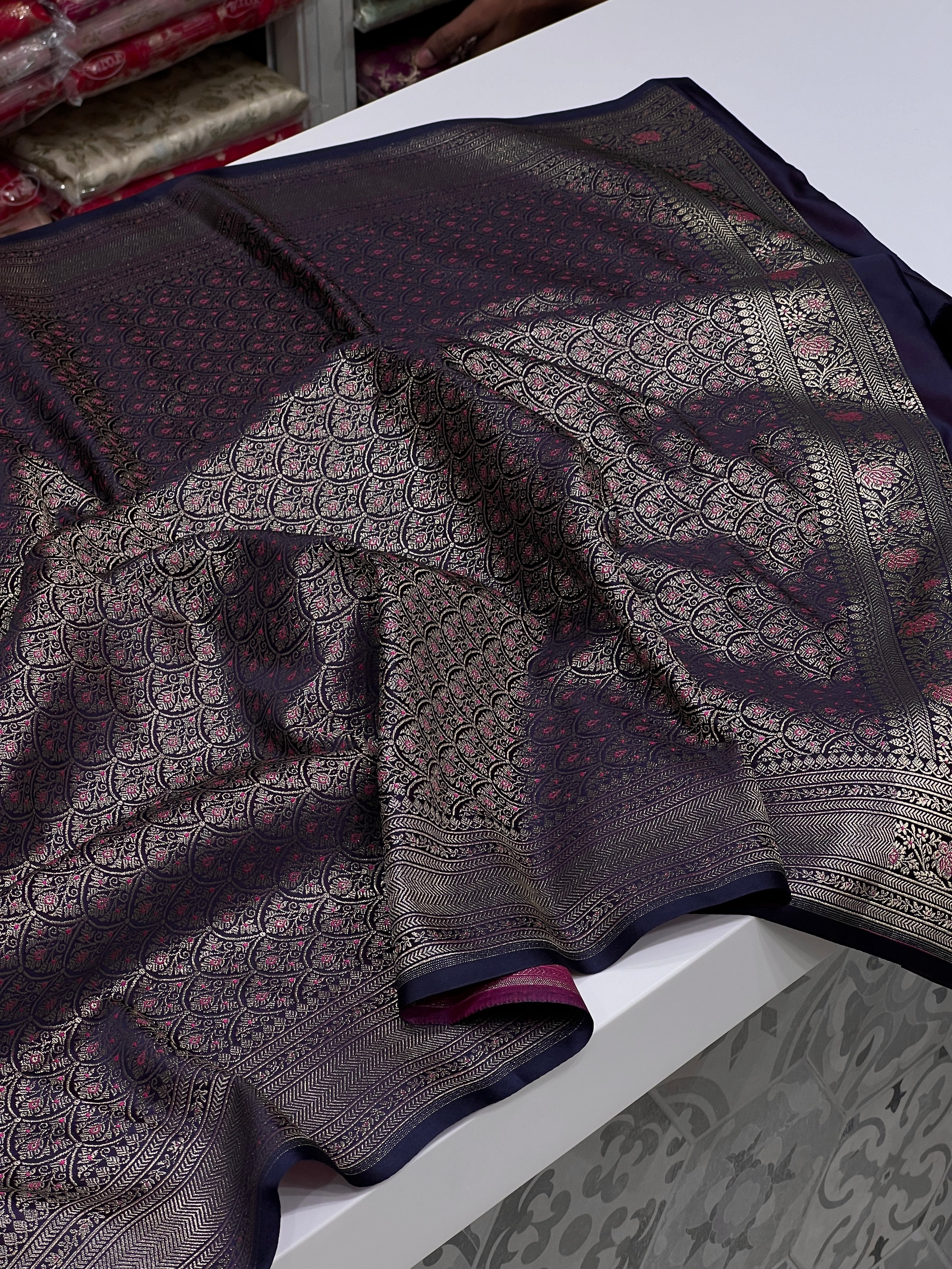 Purple Dhup Chav Banarasi Silk Pine Jaal Saree