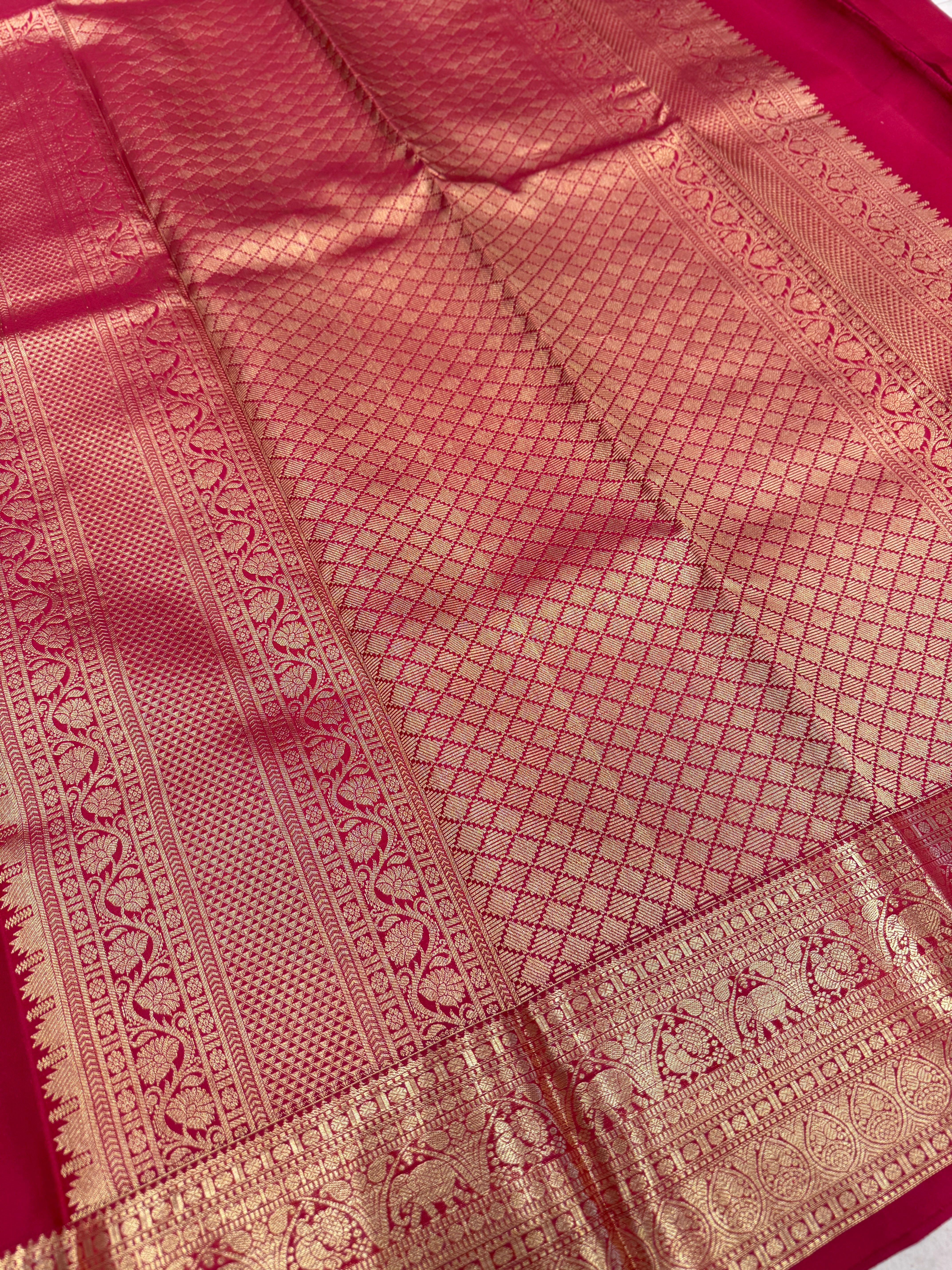Maroonish Red Kanjivaram Pure Silk Handloom Buttas Saree