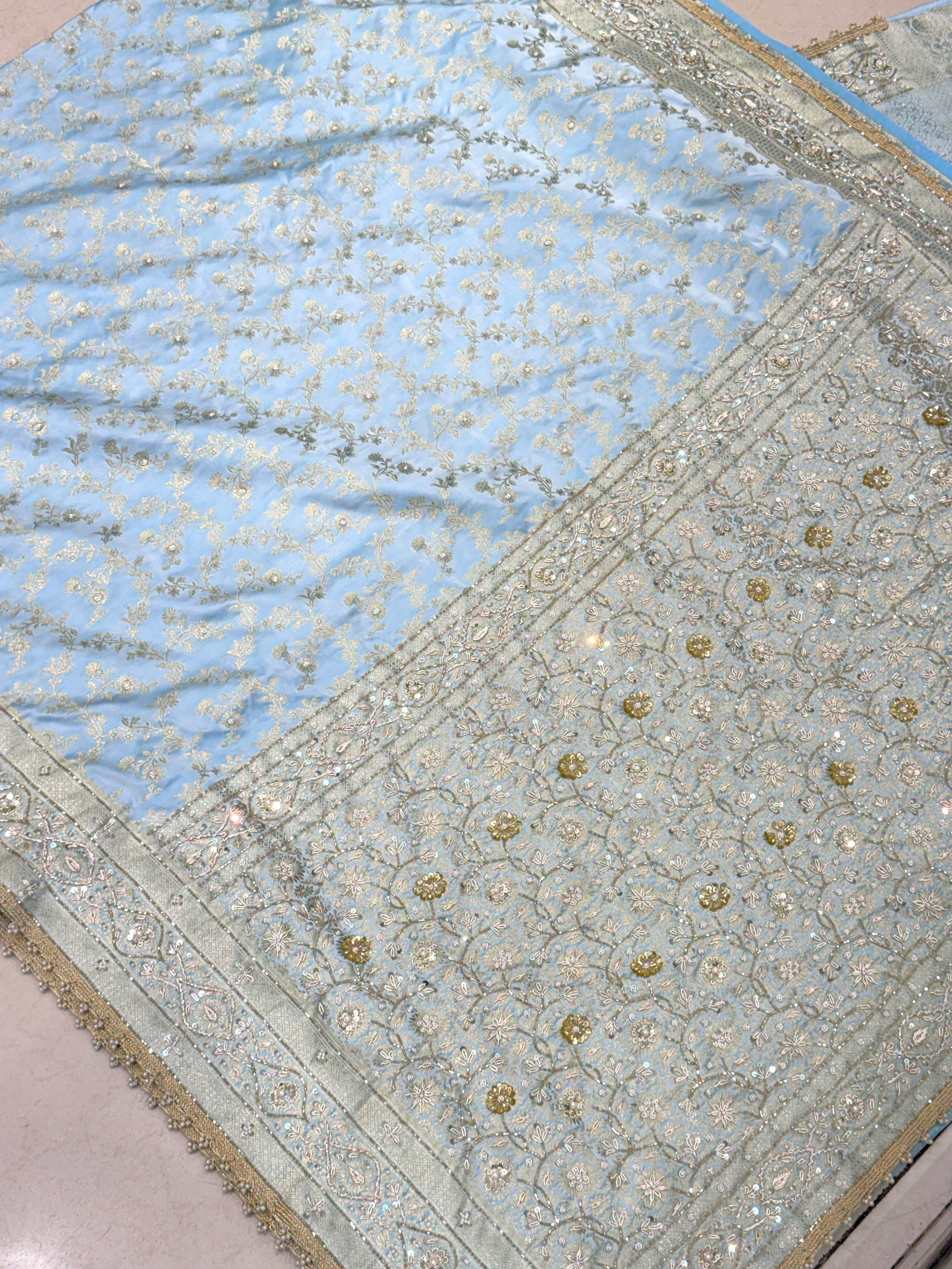 Blue Banarasi Silk Flower Border Hand Embroidery Saree