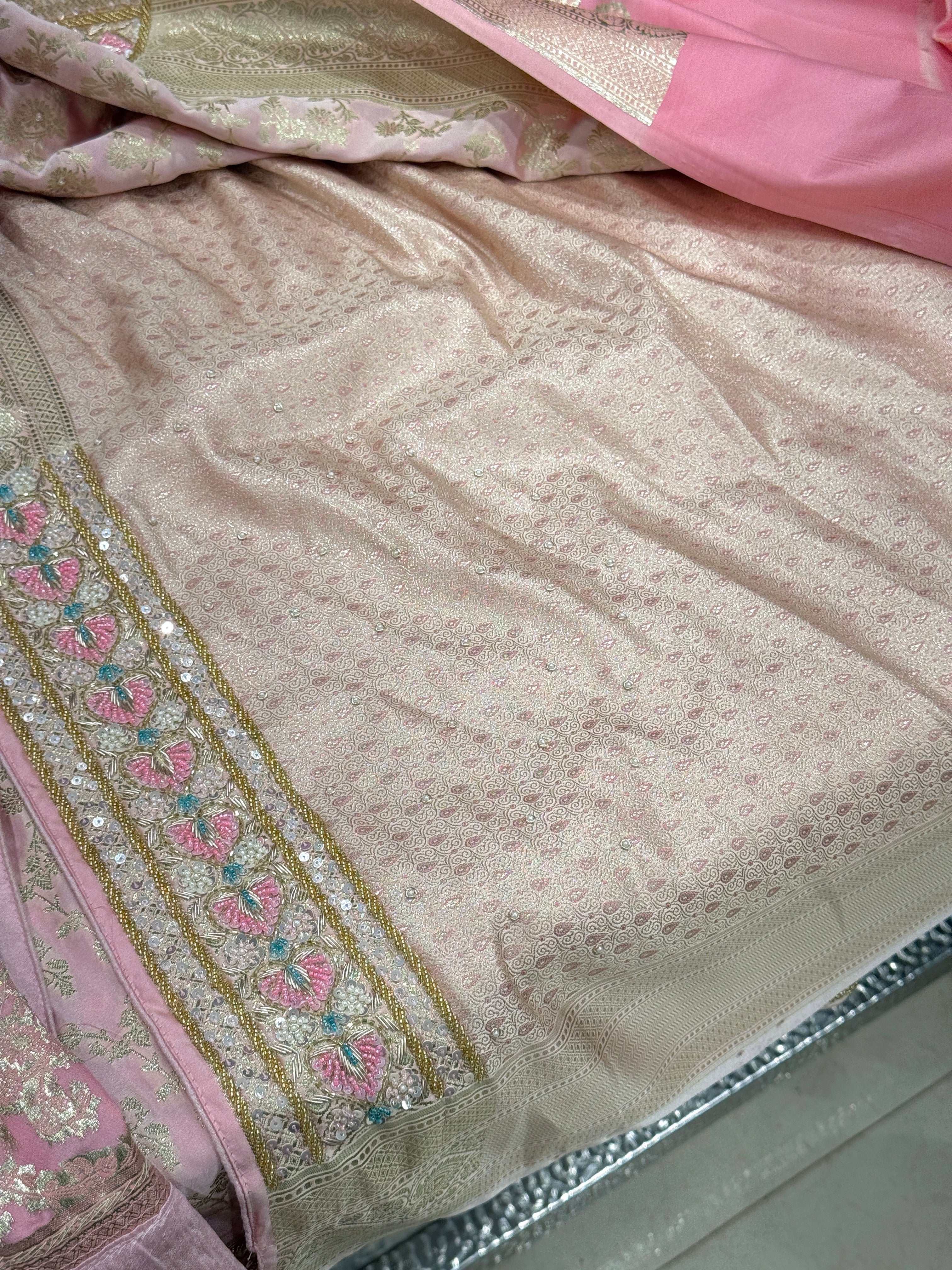 Pink Banarasi Silk Heart Border Fancy Hand Embroidery Saree