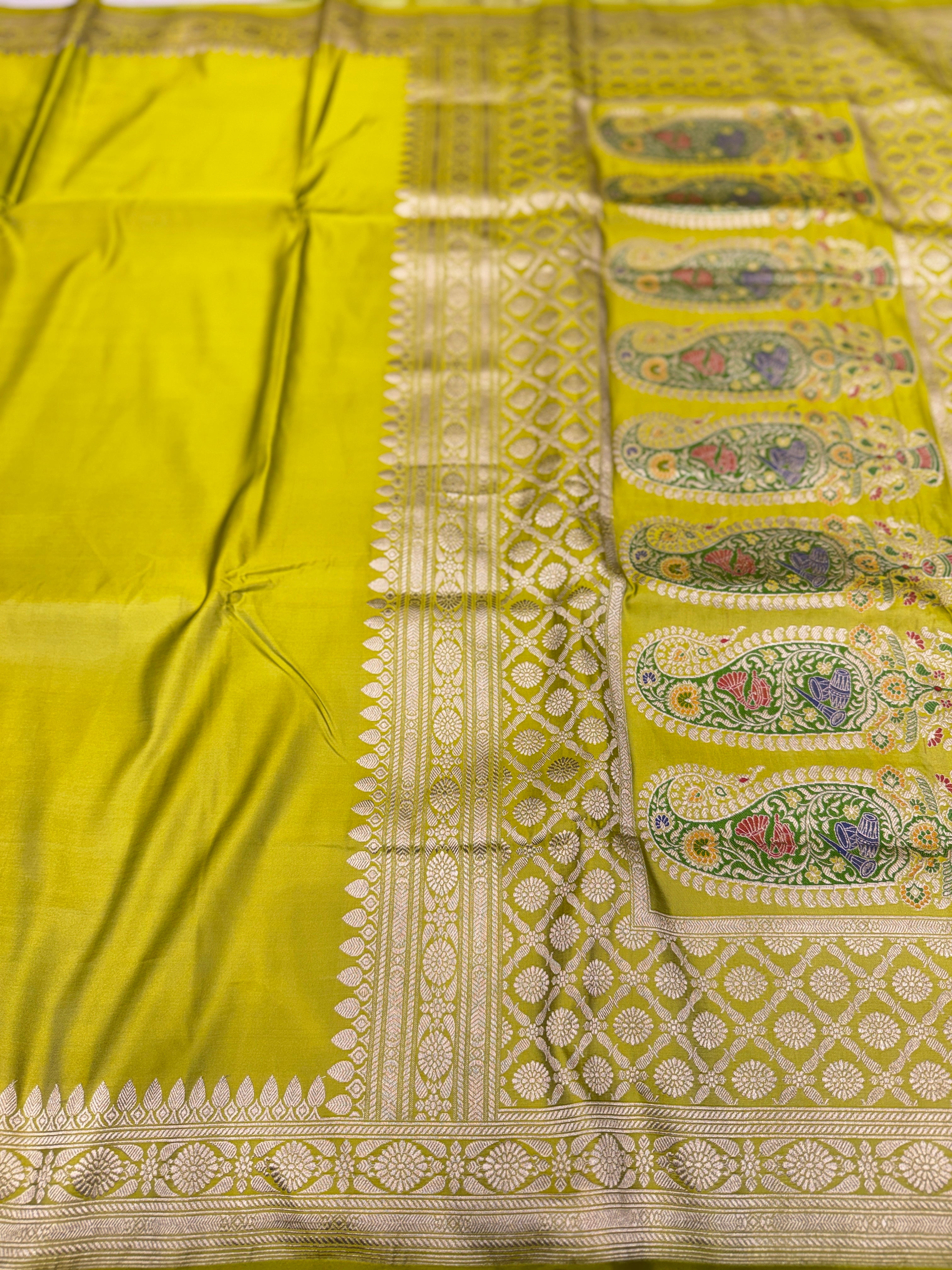 Lime Green Banarasi Plain Body Meena Pallu Saree