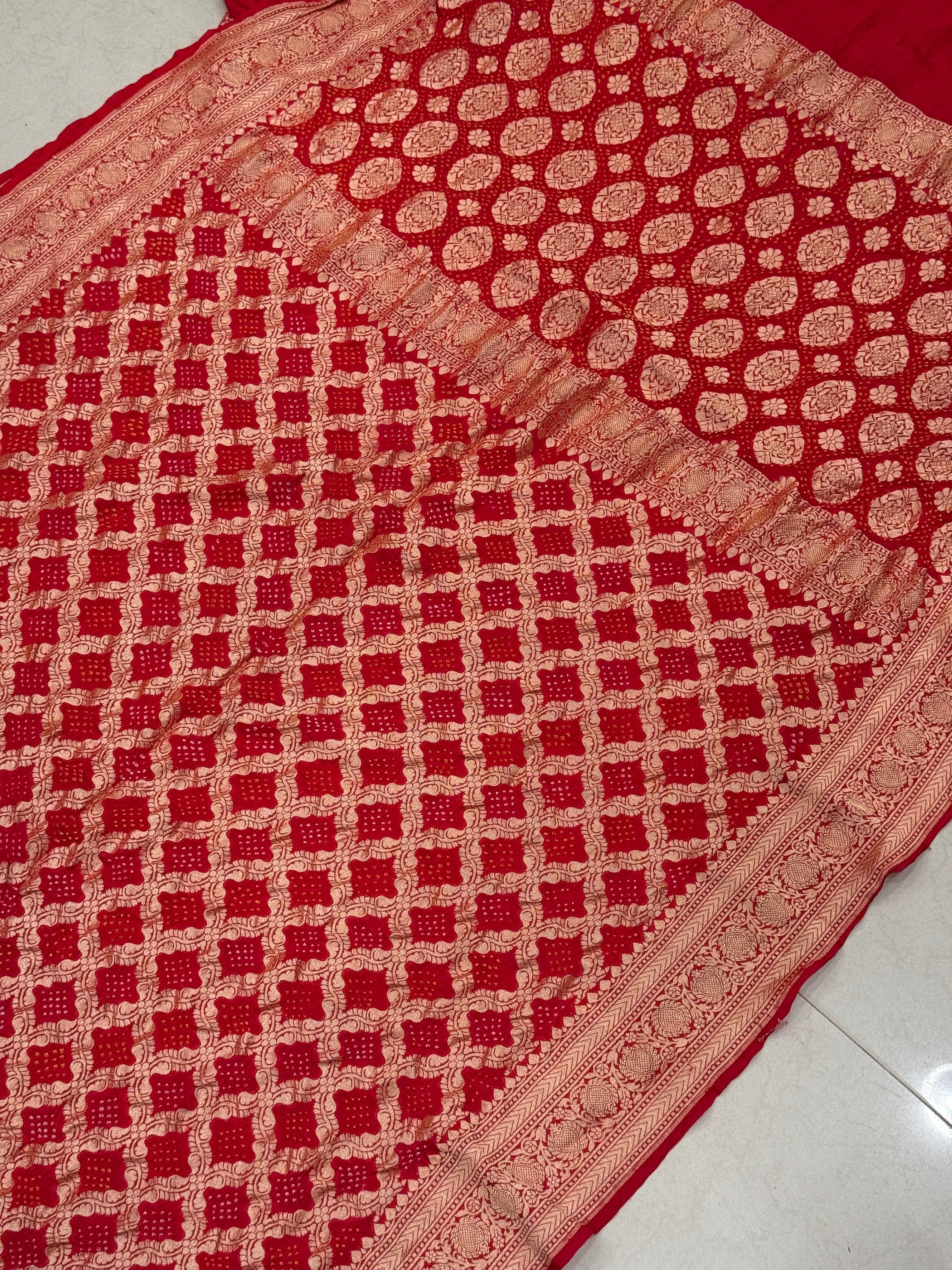 Red Heart Border Georgette Handloom Bandhej Bandhini Saree