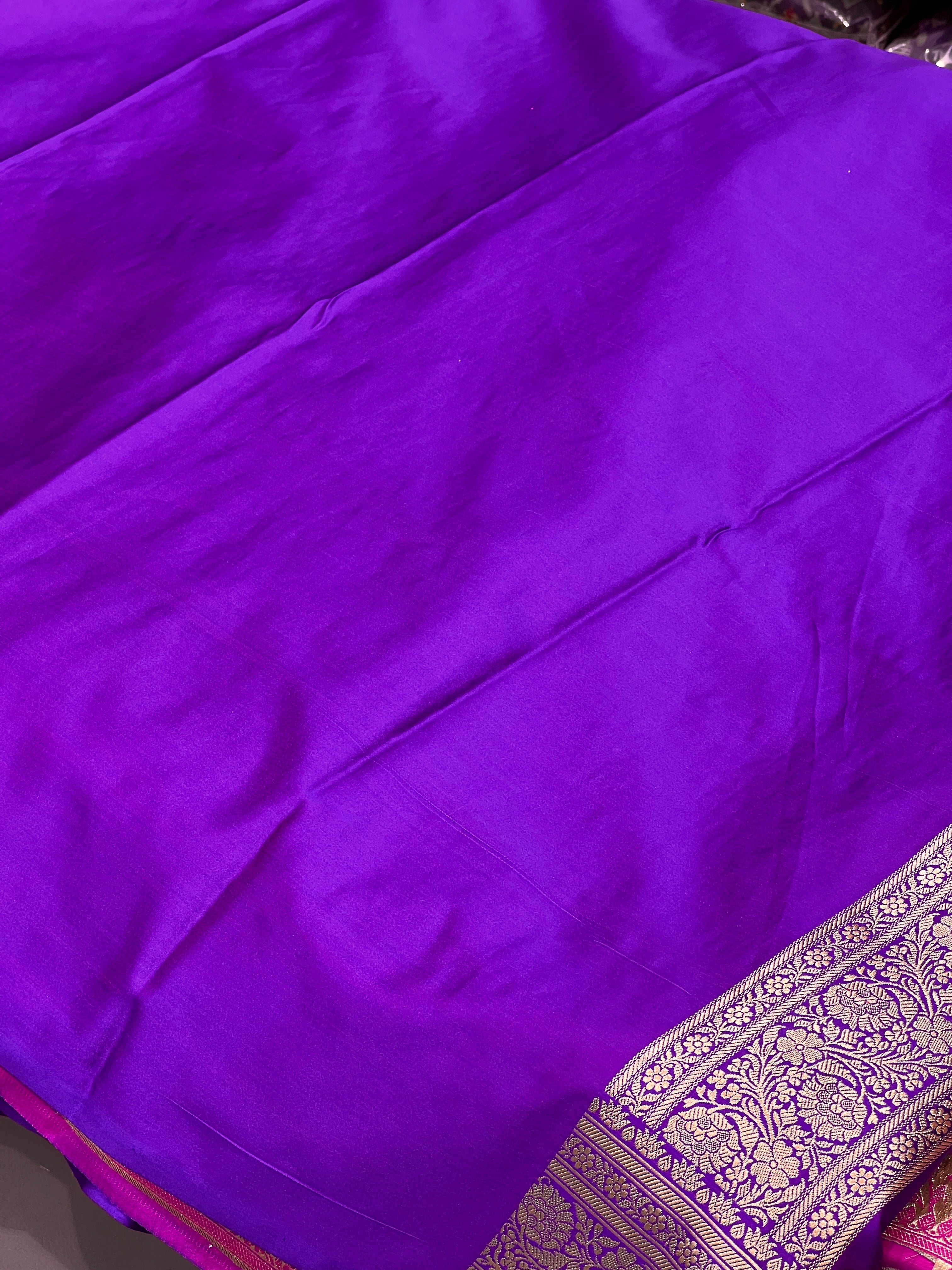 Purple Banarasi Silk Jaal Crown Border Saree