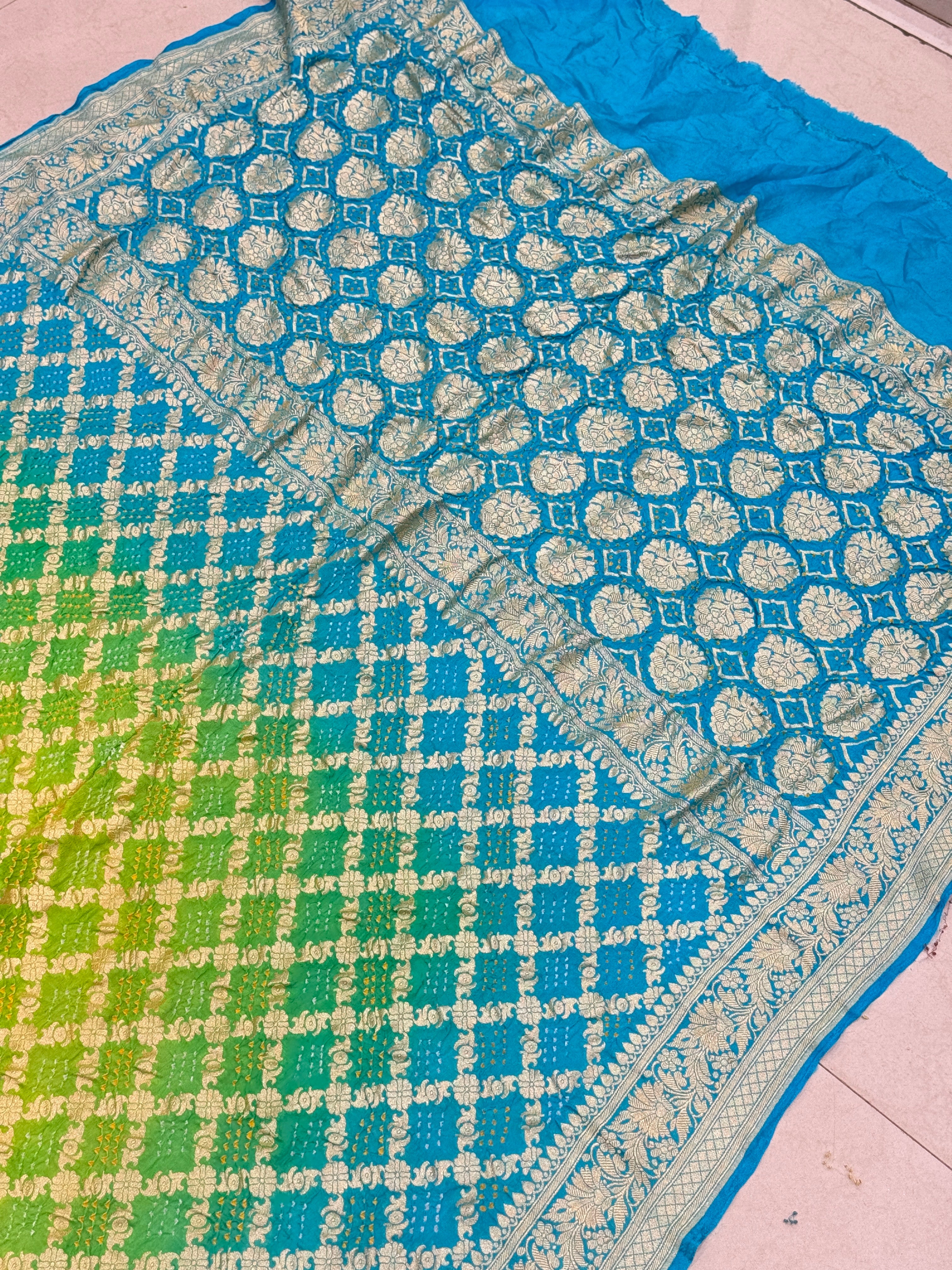 Janhvi Kapoor Inspired Bandhej Bandhini Saree