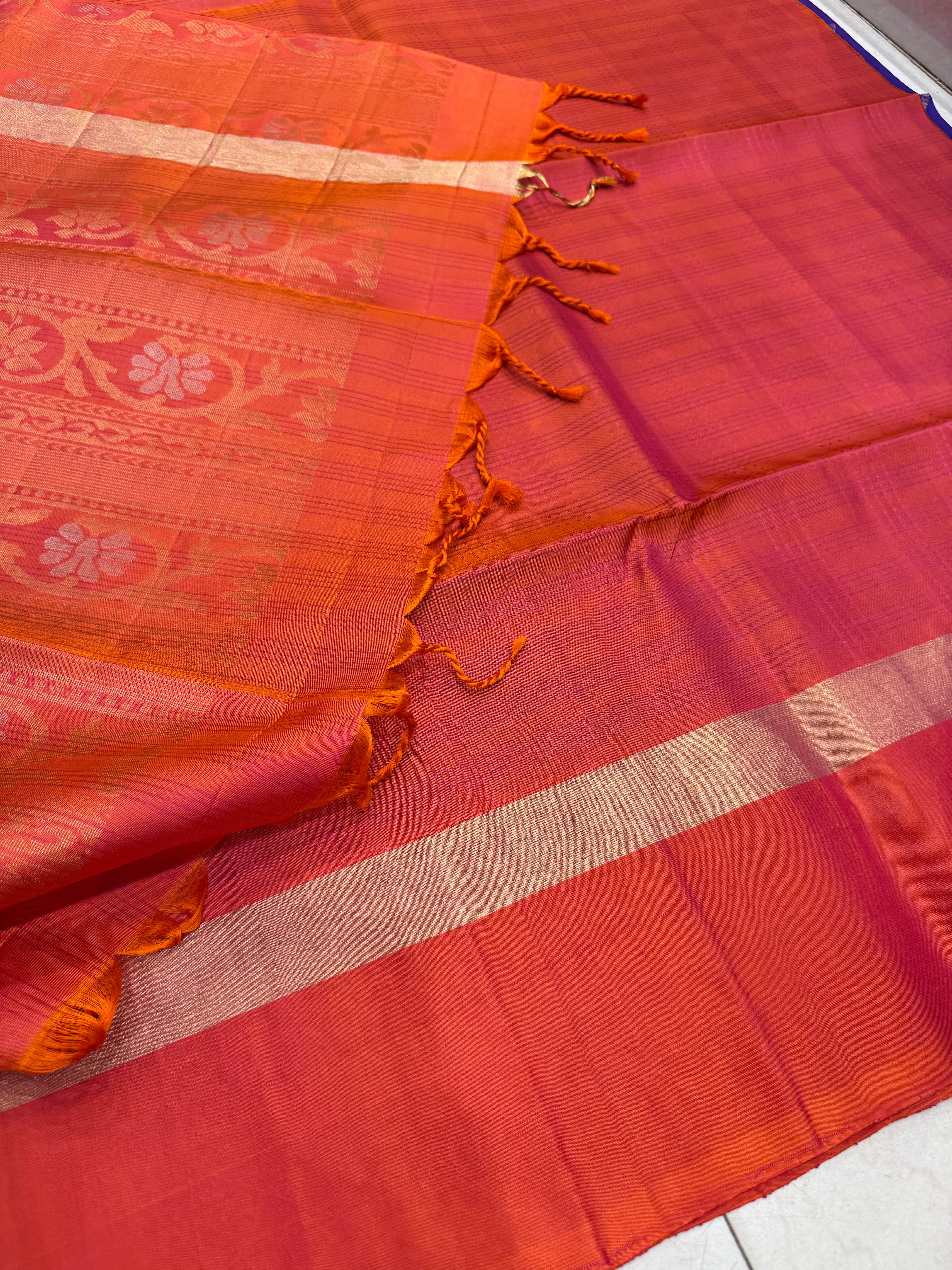 Purple Orange Small Buttis Handloom Kanchipuram Pure Silk Saree