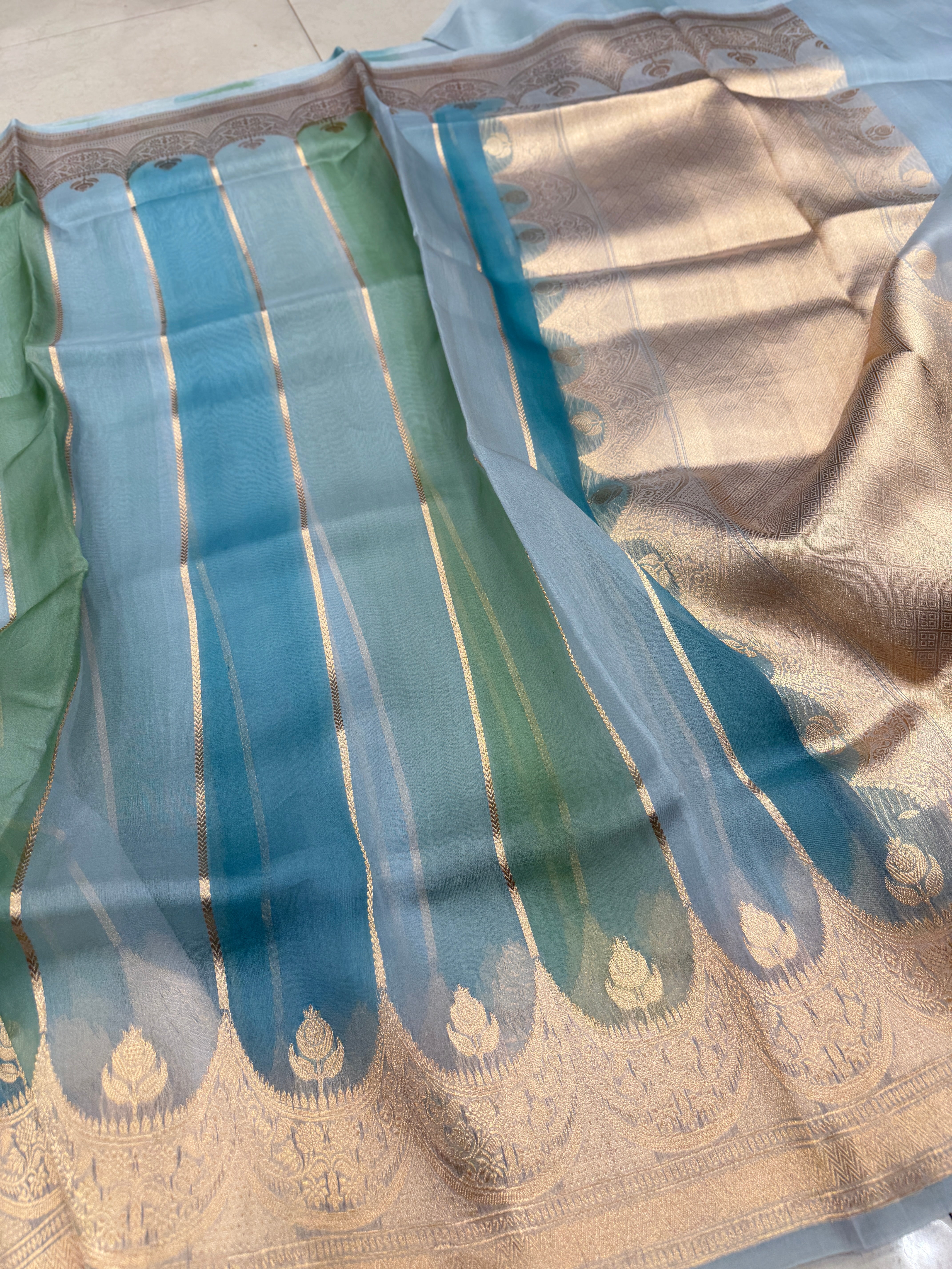 Contemporary Rangkat Brush Dye Handloom Kora Silk Saree