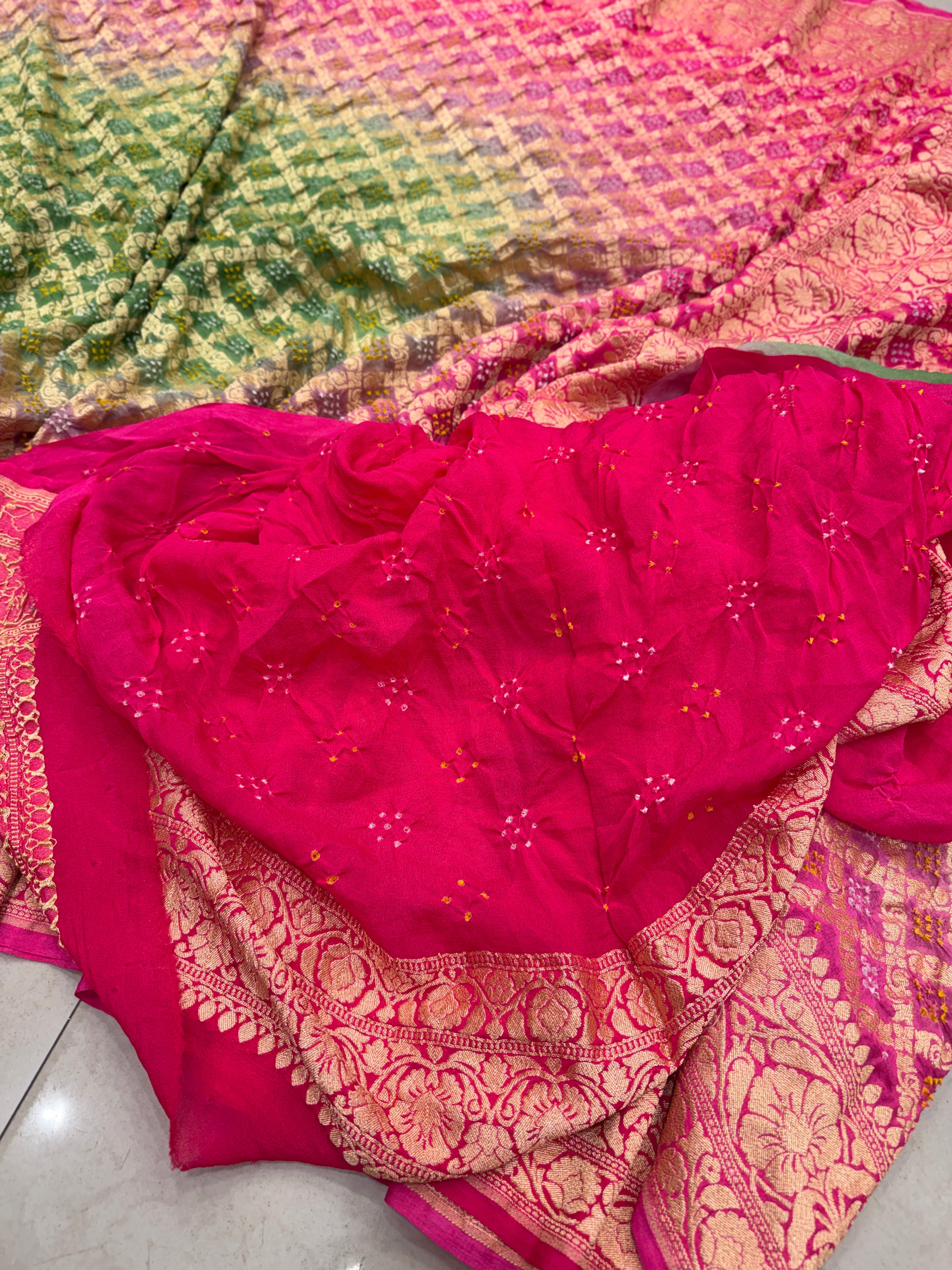 Alia Bhatt Inspired Shaded Georgette Handloom Bandhej Bandhini Saree