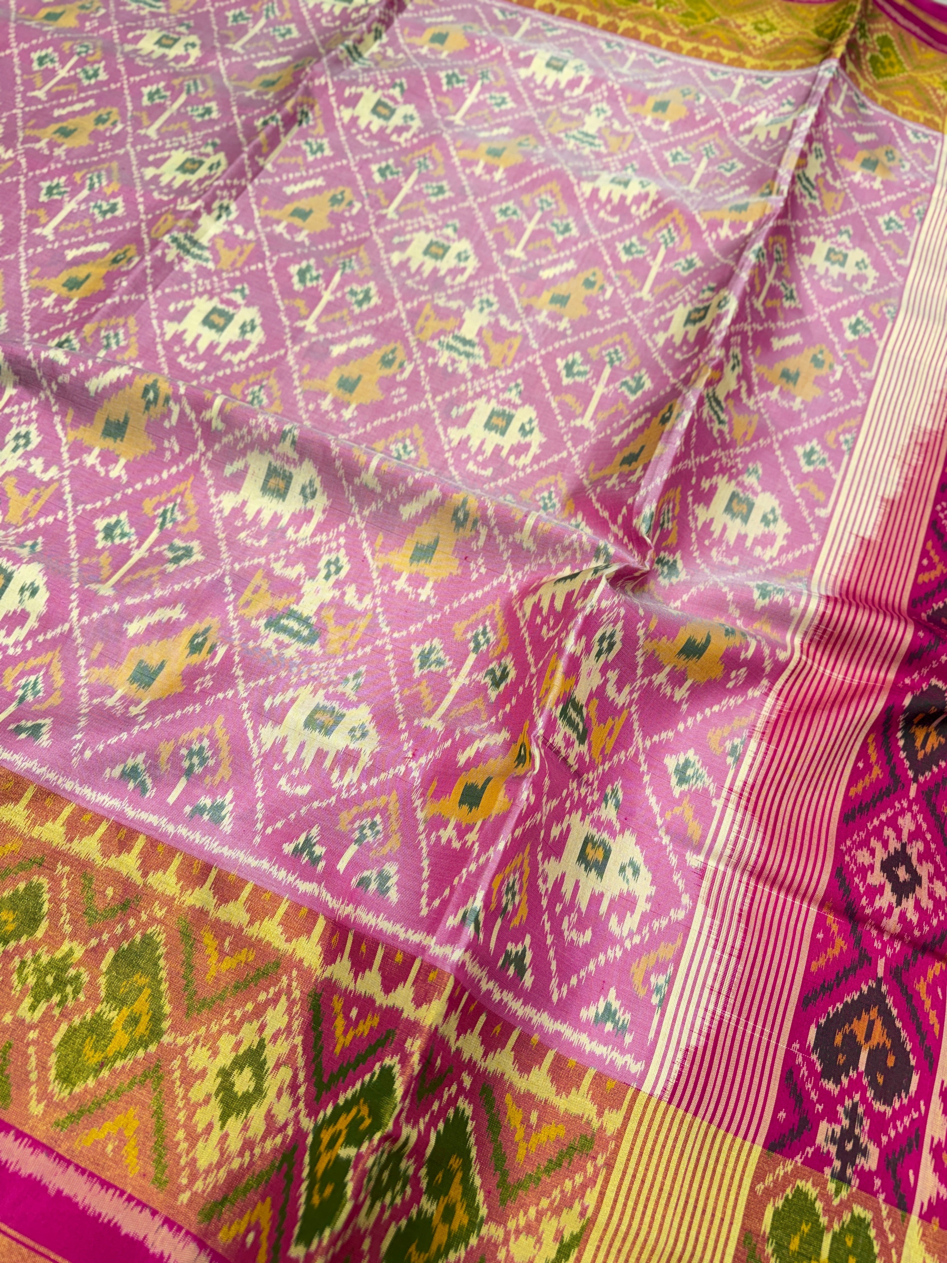 White Pink Elephant Chabdi Handloom Rajot Ikat Patola Silk Saree