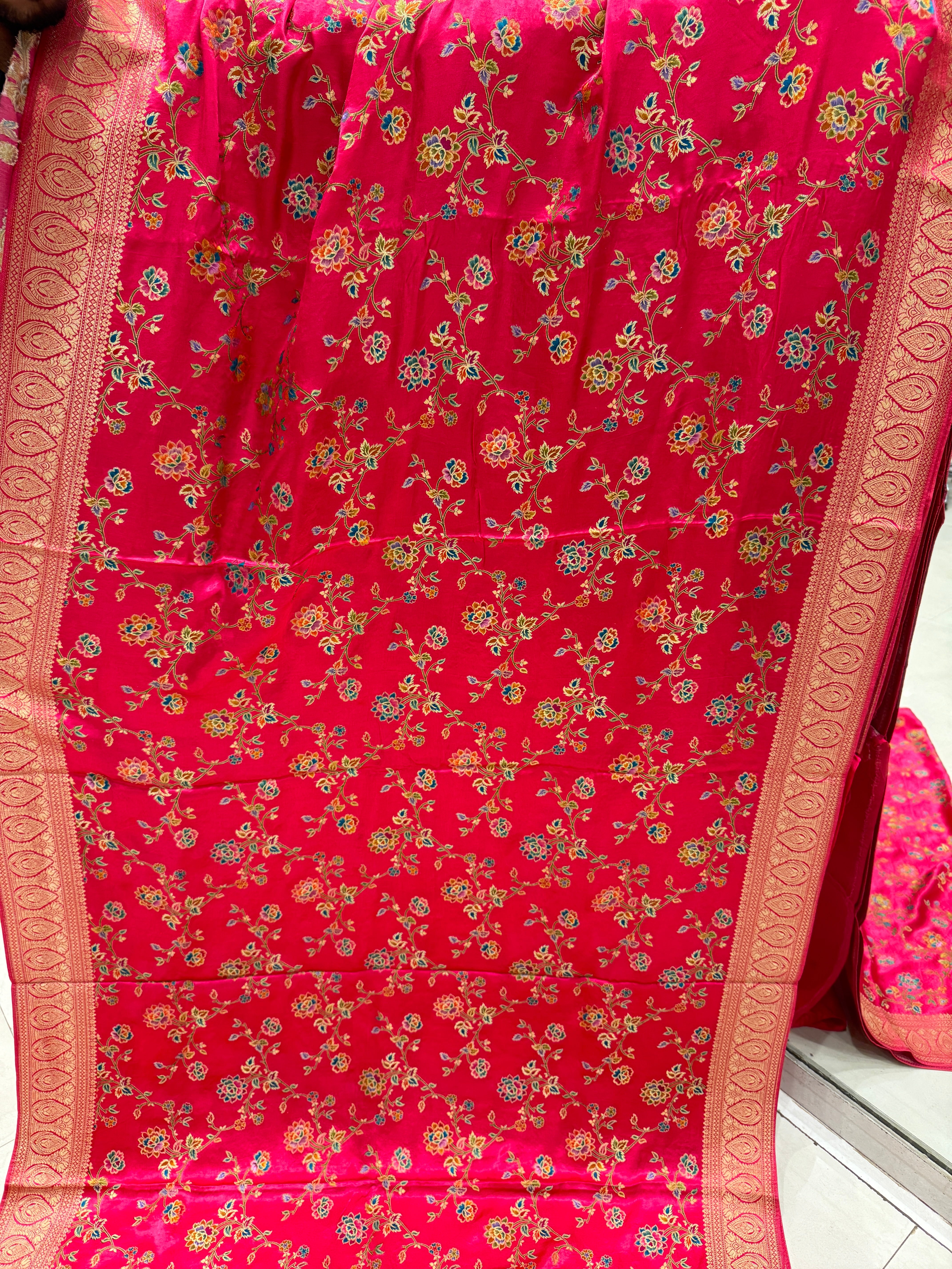 Rani Banarasi Modal Rangkat Meenakari Jaal Saree