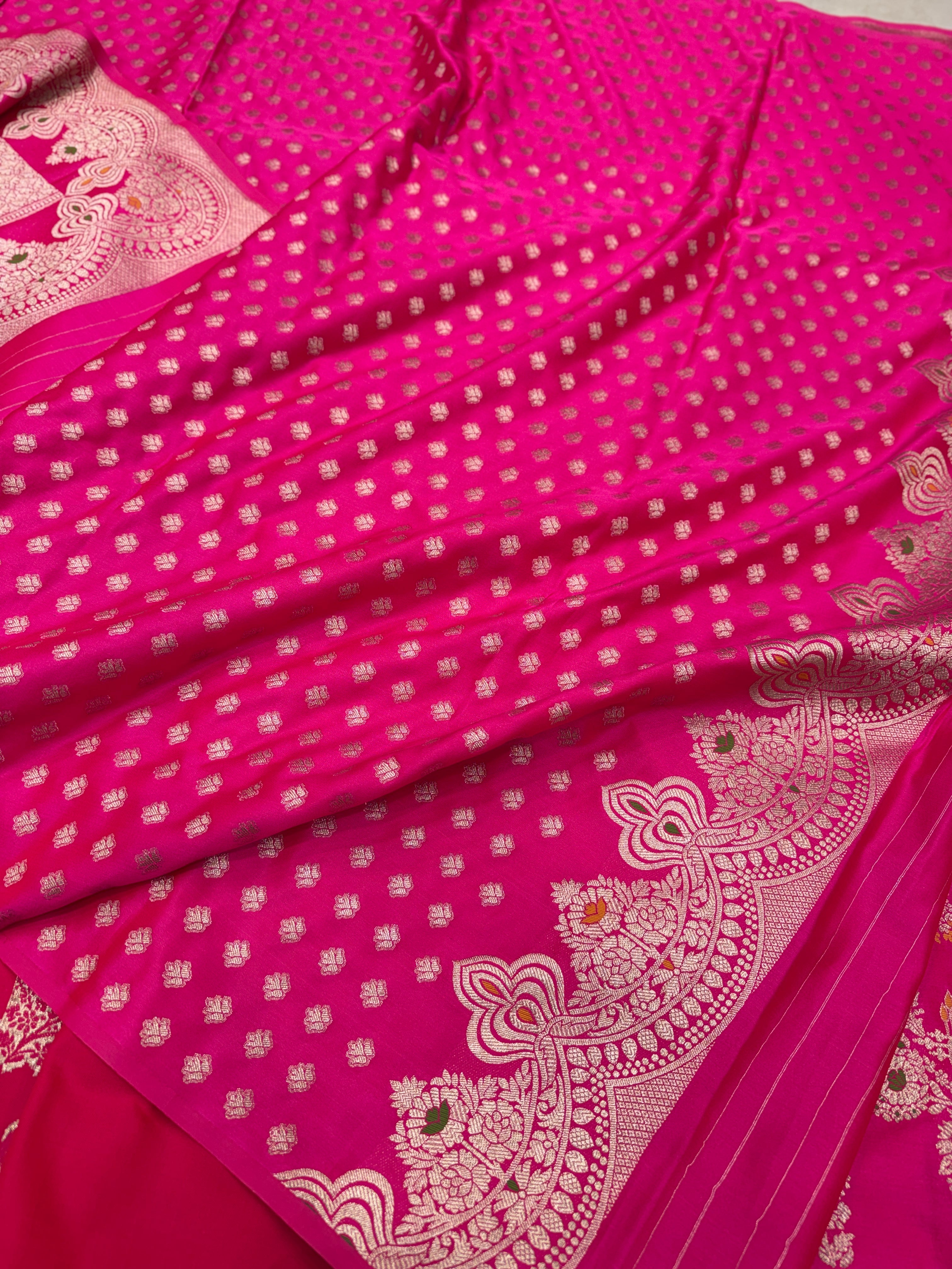 Rani Scallop Border Meenakari Banarasi Saree