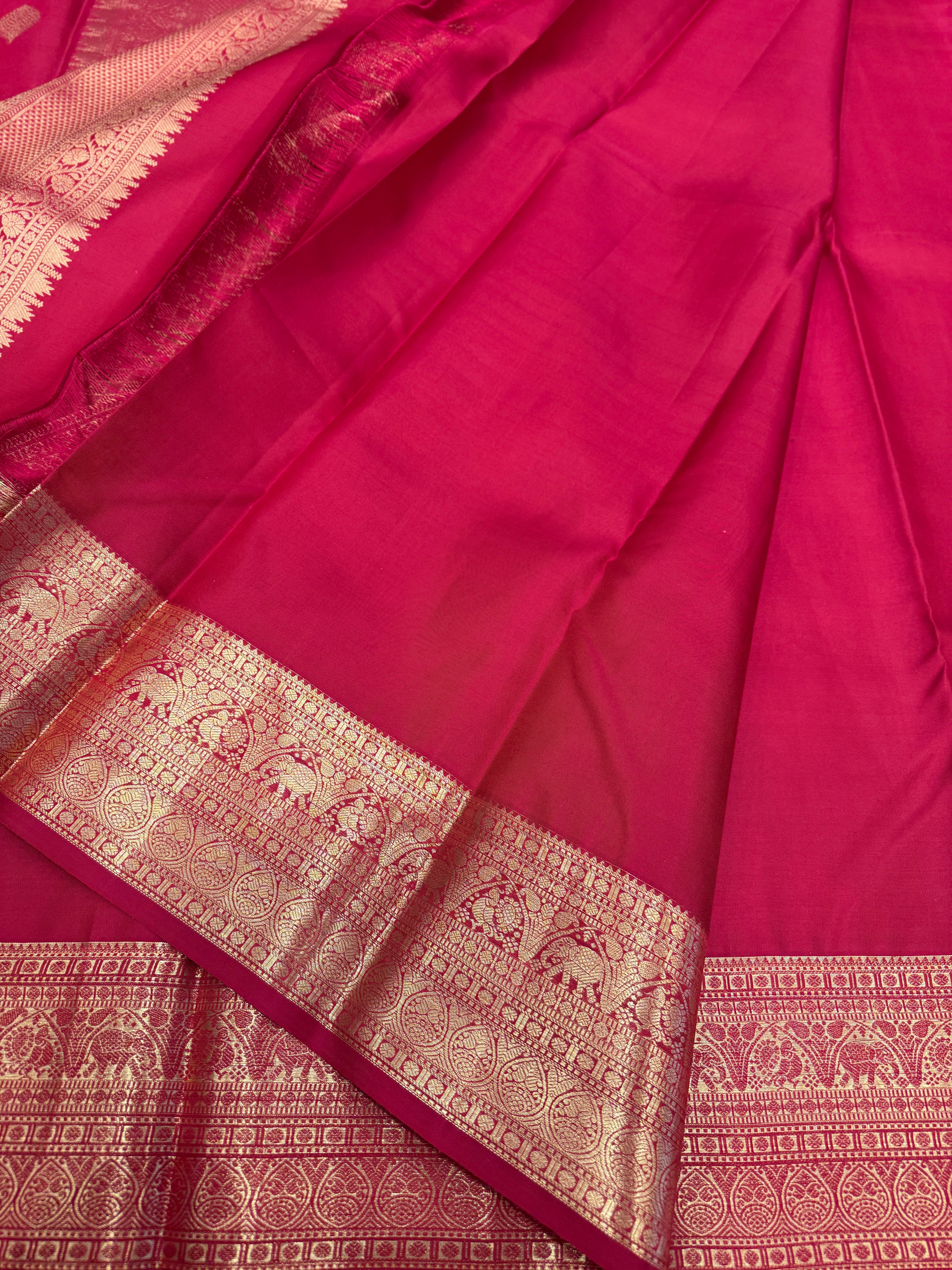 Maroonish Red Kanjivaram Pure Silk Handloom Buttas Saree