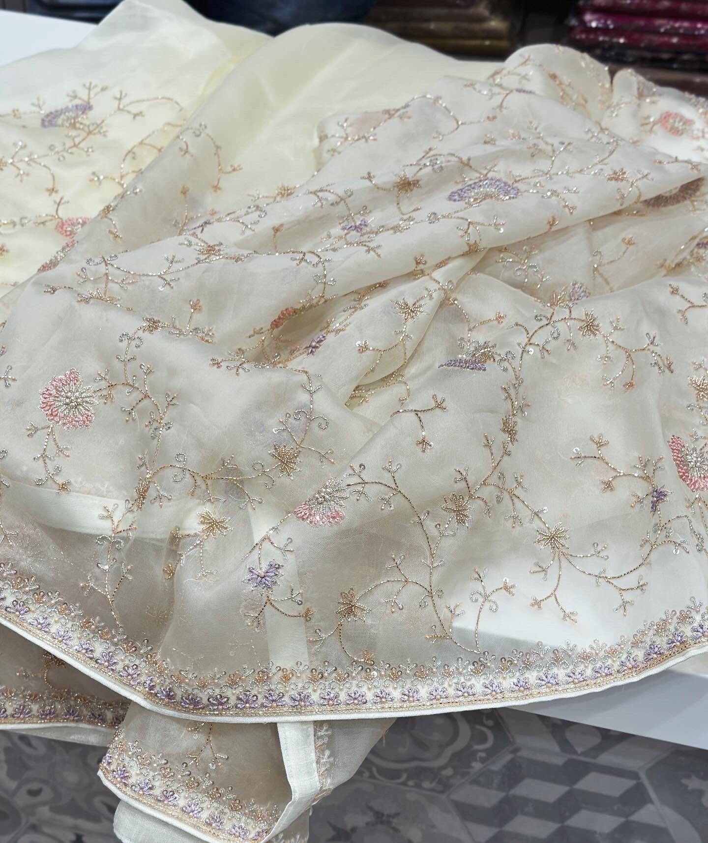 Moti White Pure Organza Knot Embroidery Saree