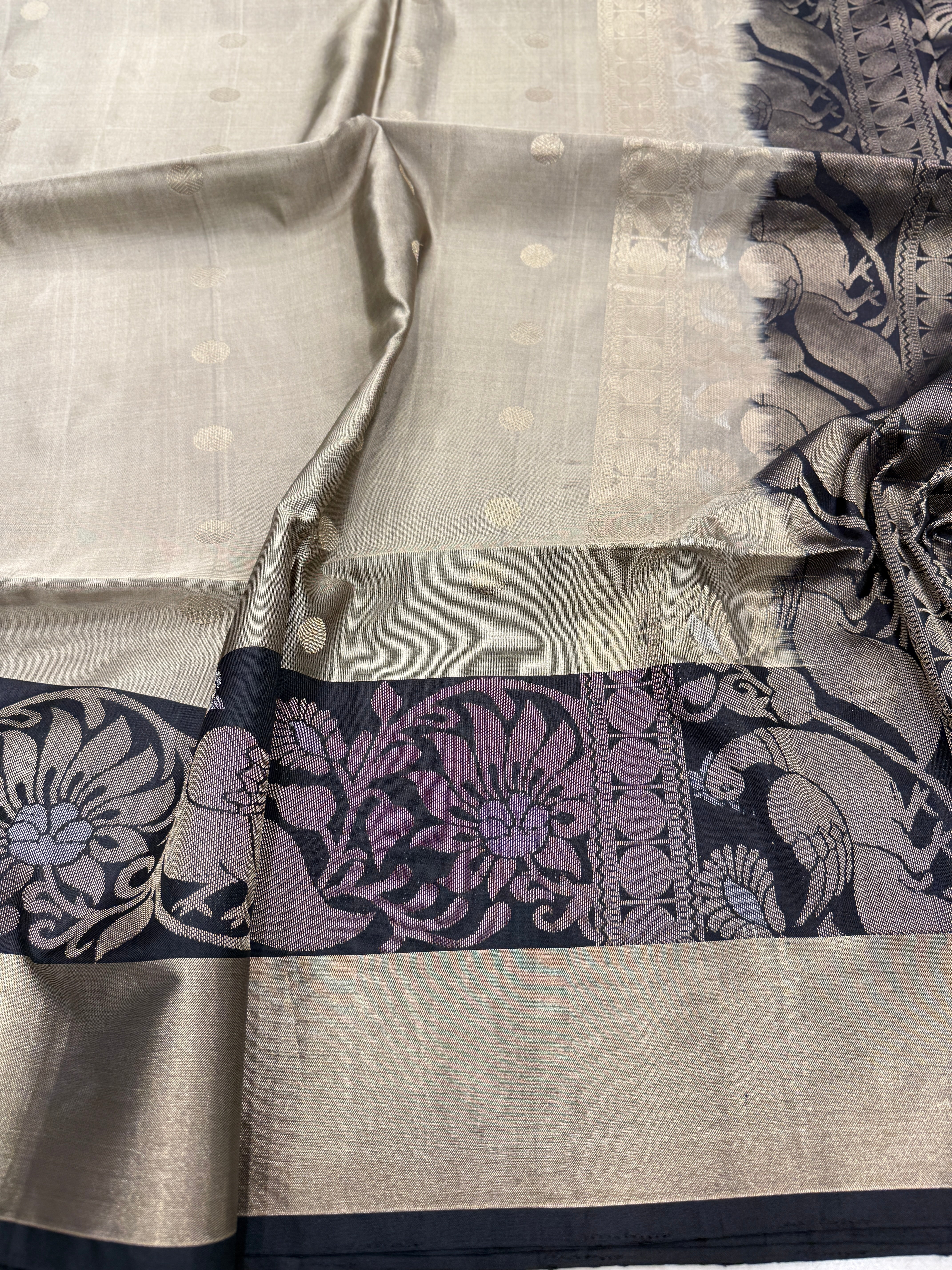 Cement Beige Handloom Kanchipuram Pure Silk Saree