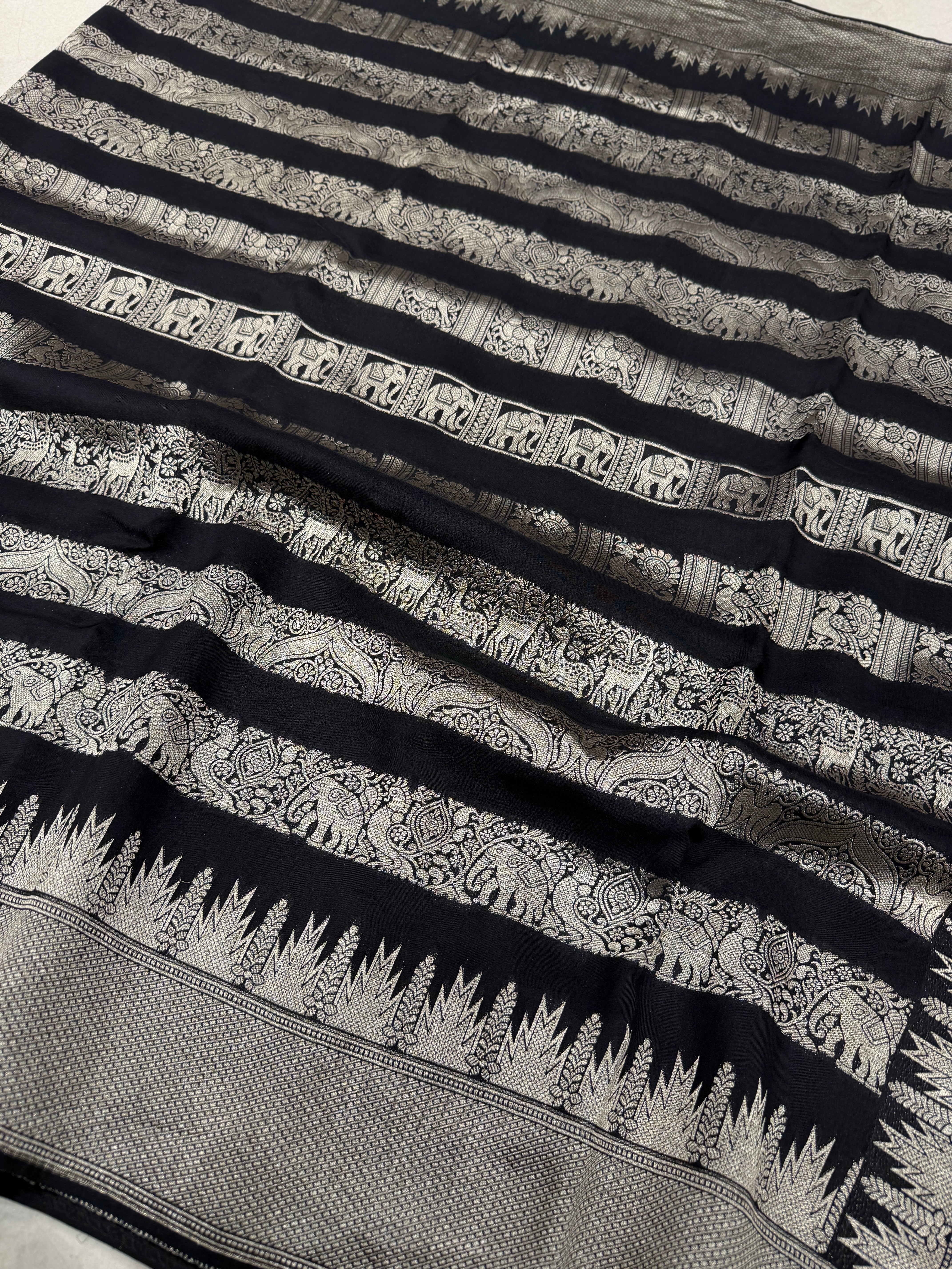 Nita Ambani Inspired Black Contemporary Kanchi Banarasi Saree