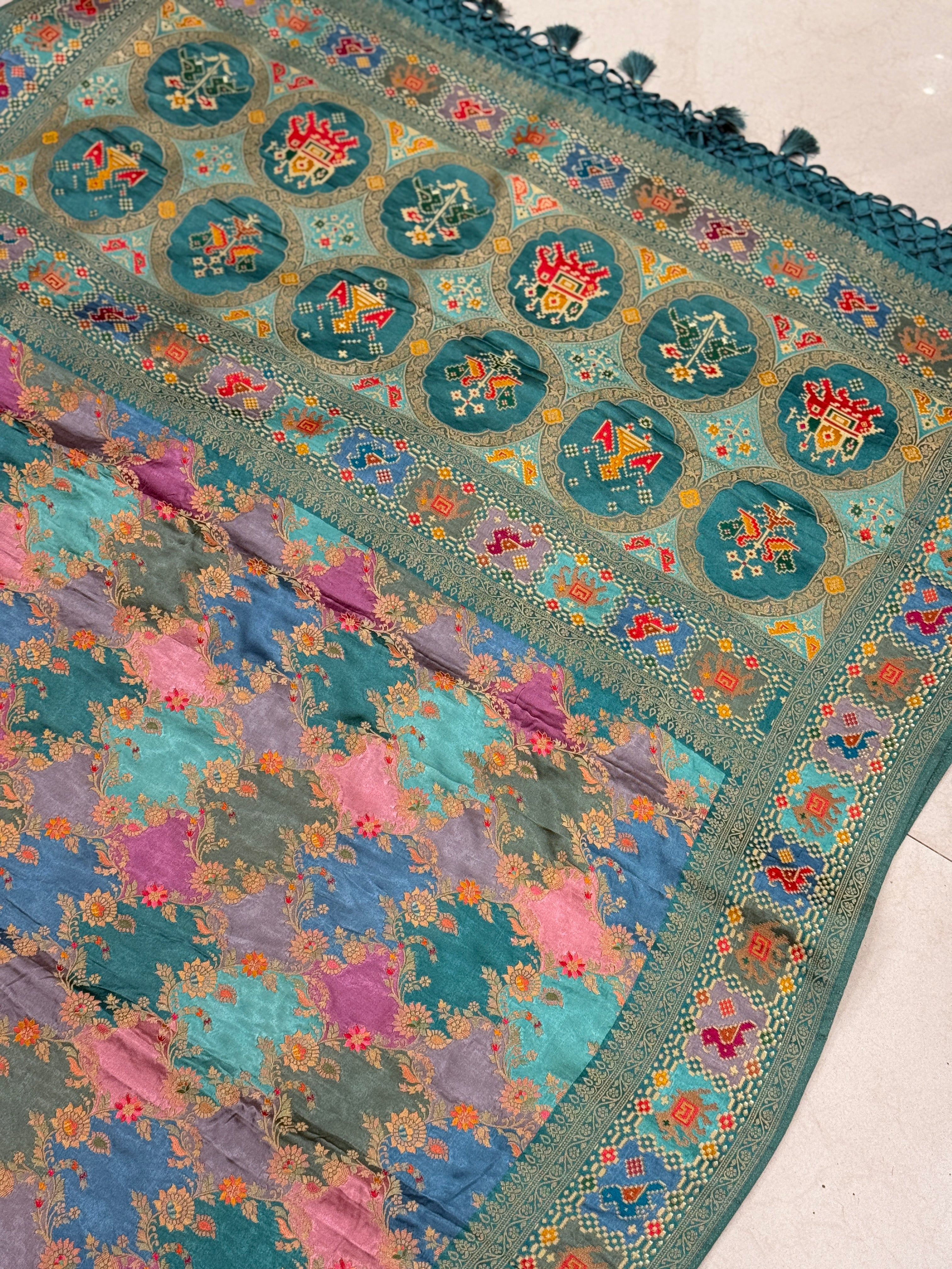 Rama Green Banarasi Rangkat Fusion Patola Border Saree