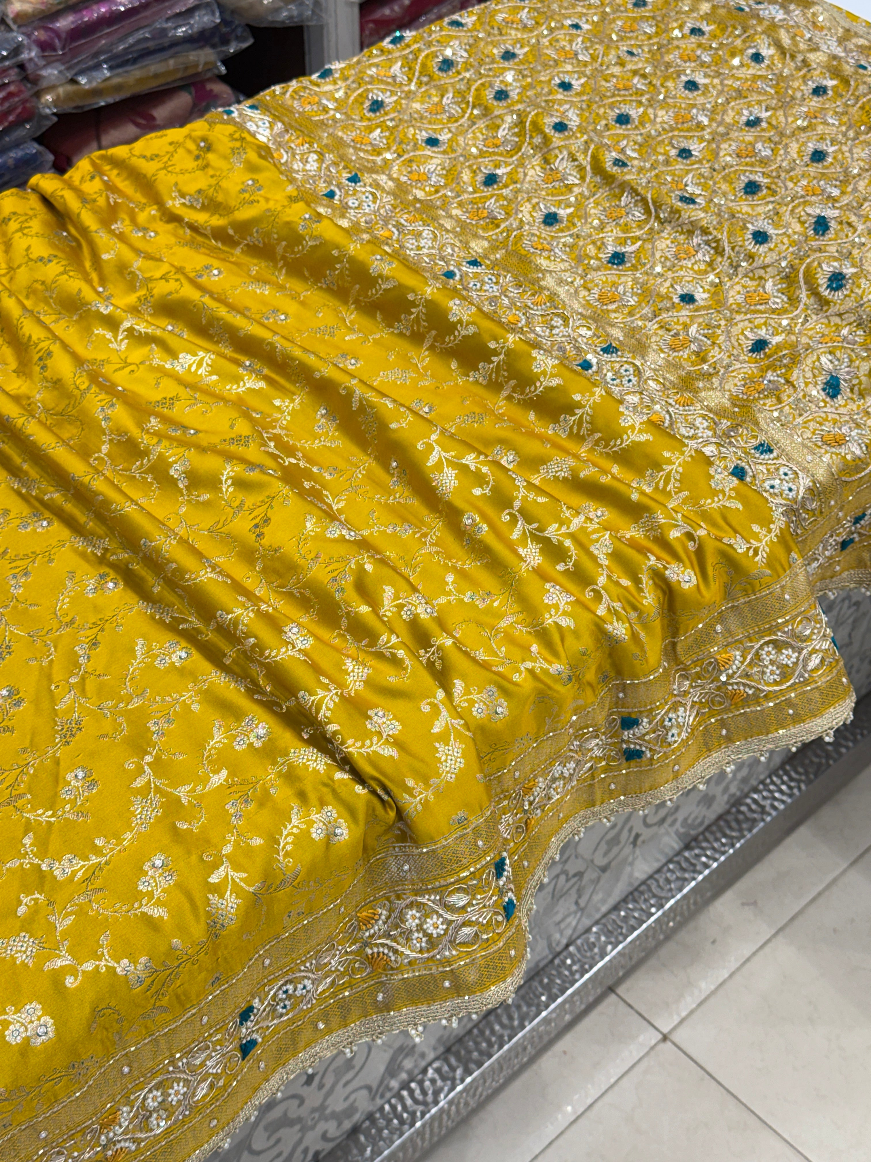 Yellowish Green Banarasi Jaal Dual Resham Hand Embroidery Saree