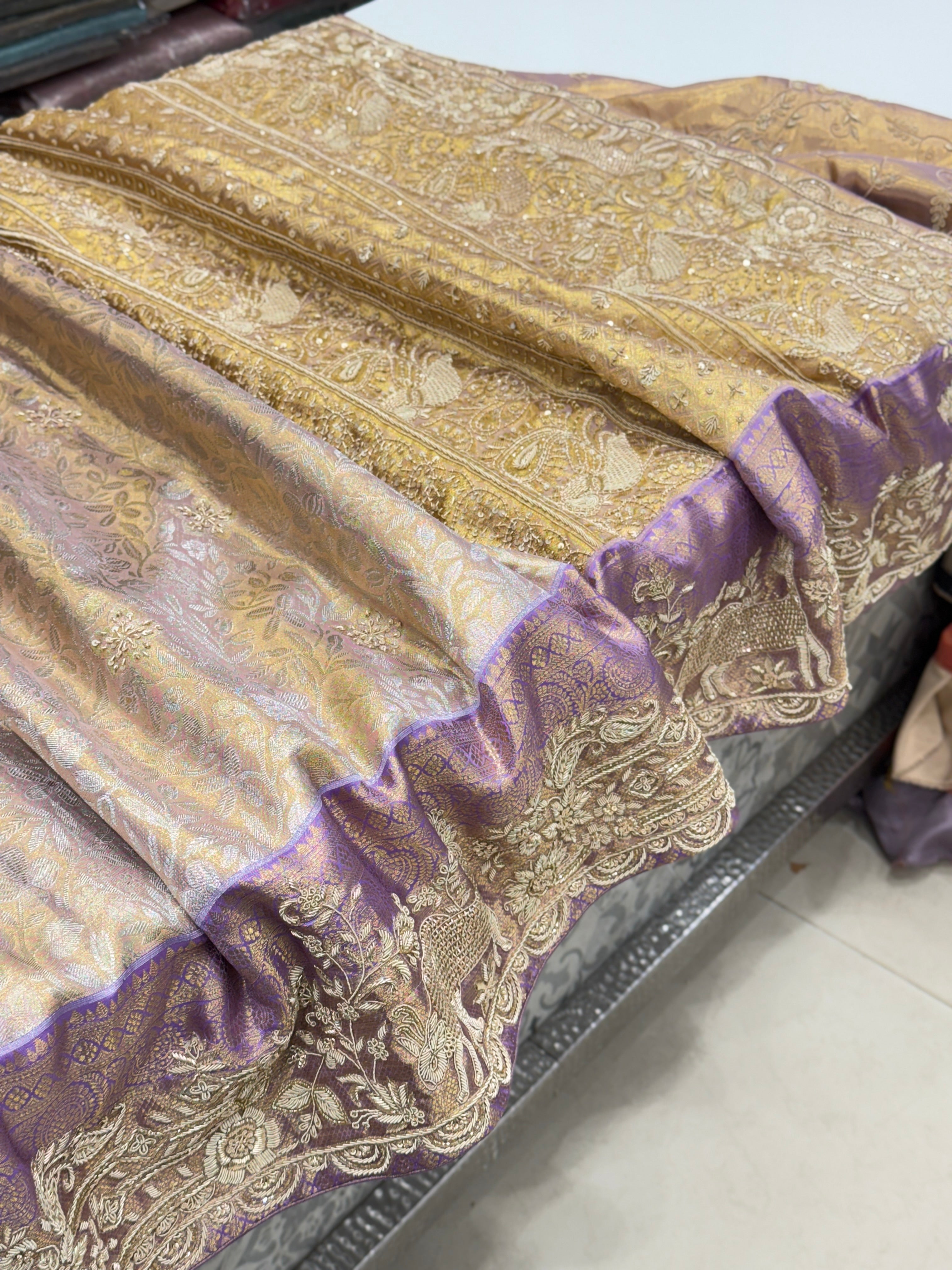 Lilac Kanjivaram Zardosi Figure Hand Embroidery Saree