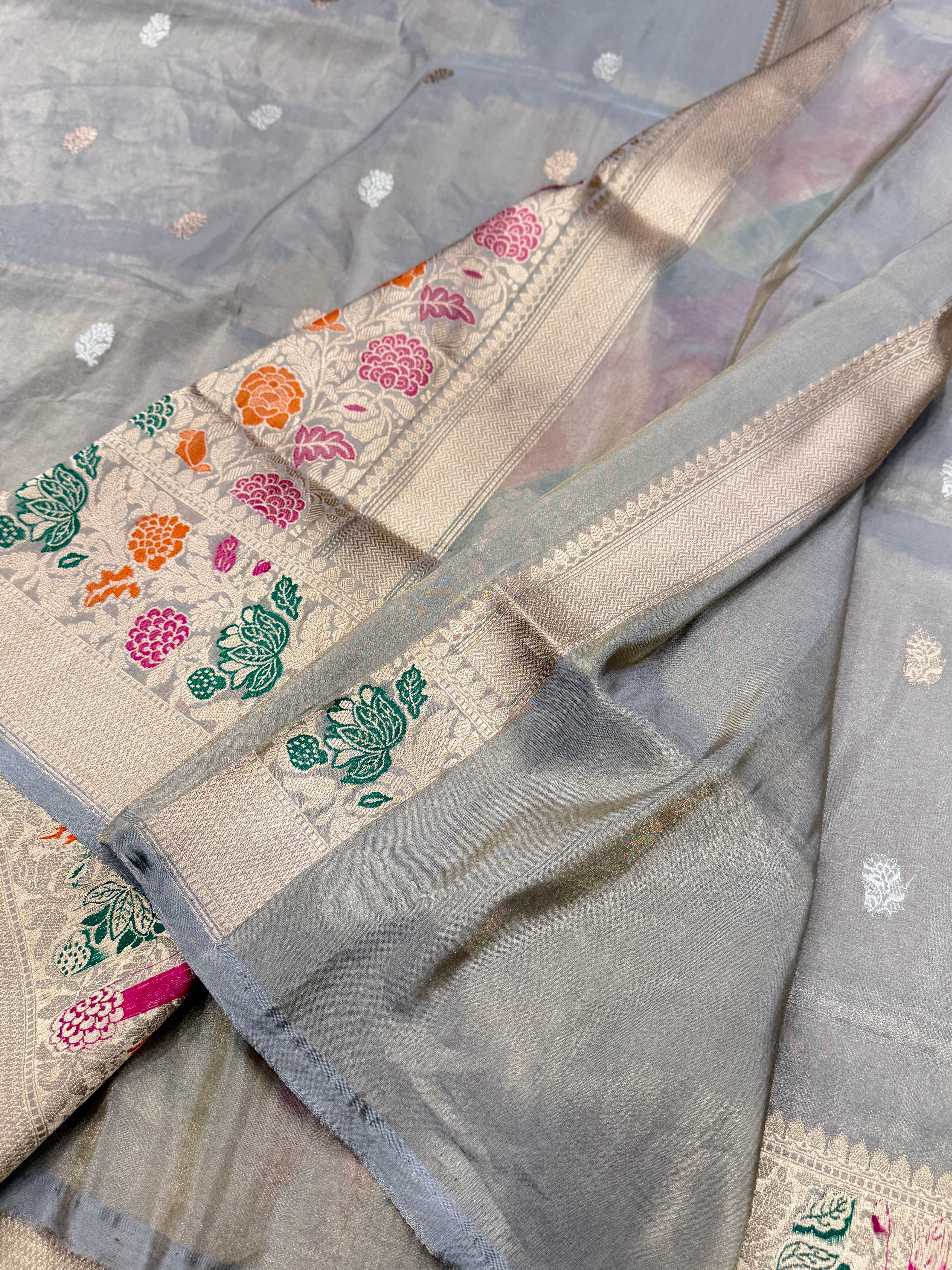 Space Grey Banarasi Katan Silk Tissue Handloom Kadwa Saree