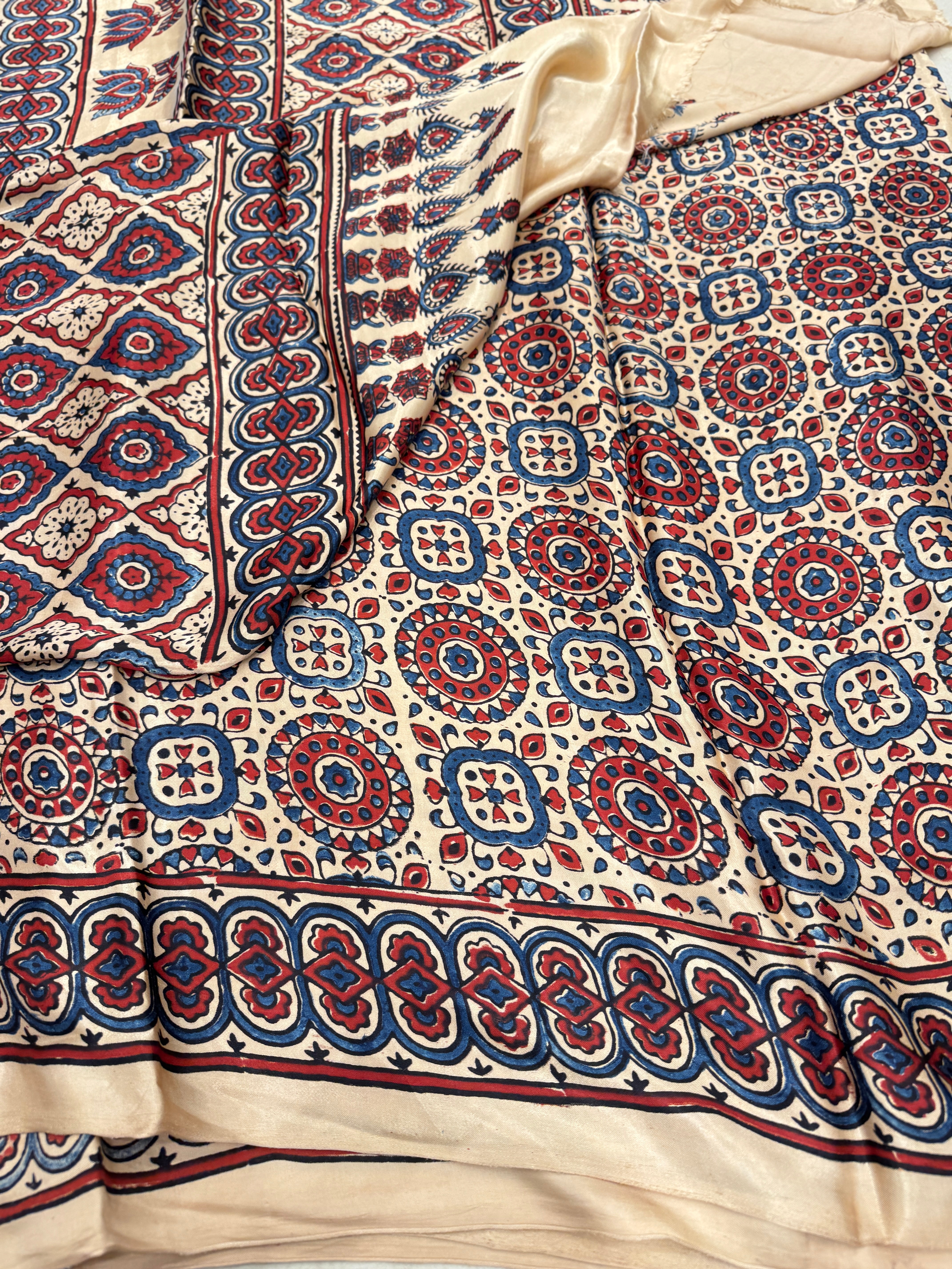 Moti White Flower Jaal Ajrakh Gajji Silk Hand Block Print Saree