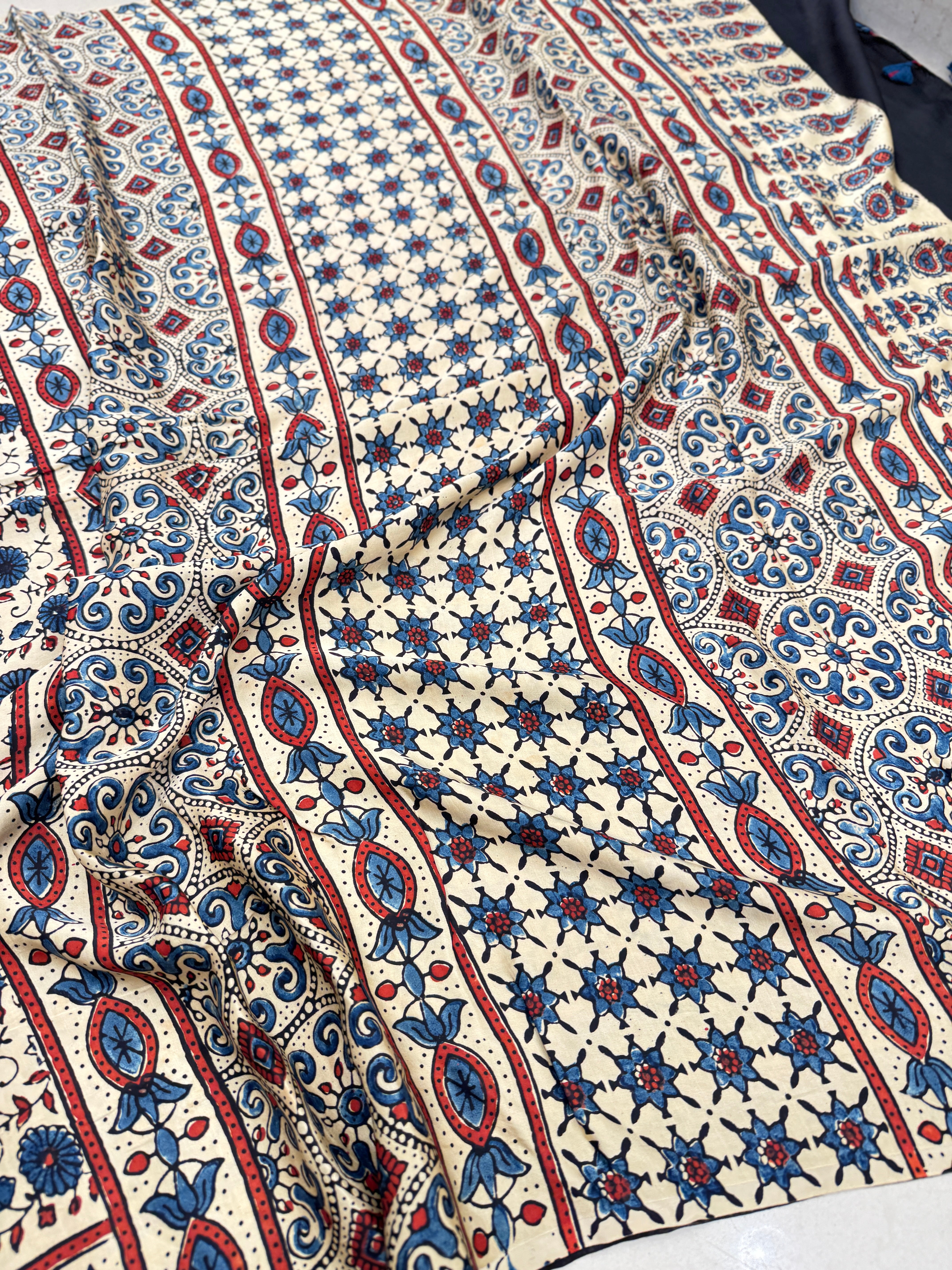 White Floral Jaal Hand Block Print Ajrkah Pure Gajji Silk Saree