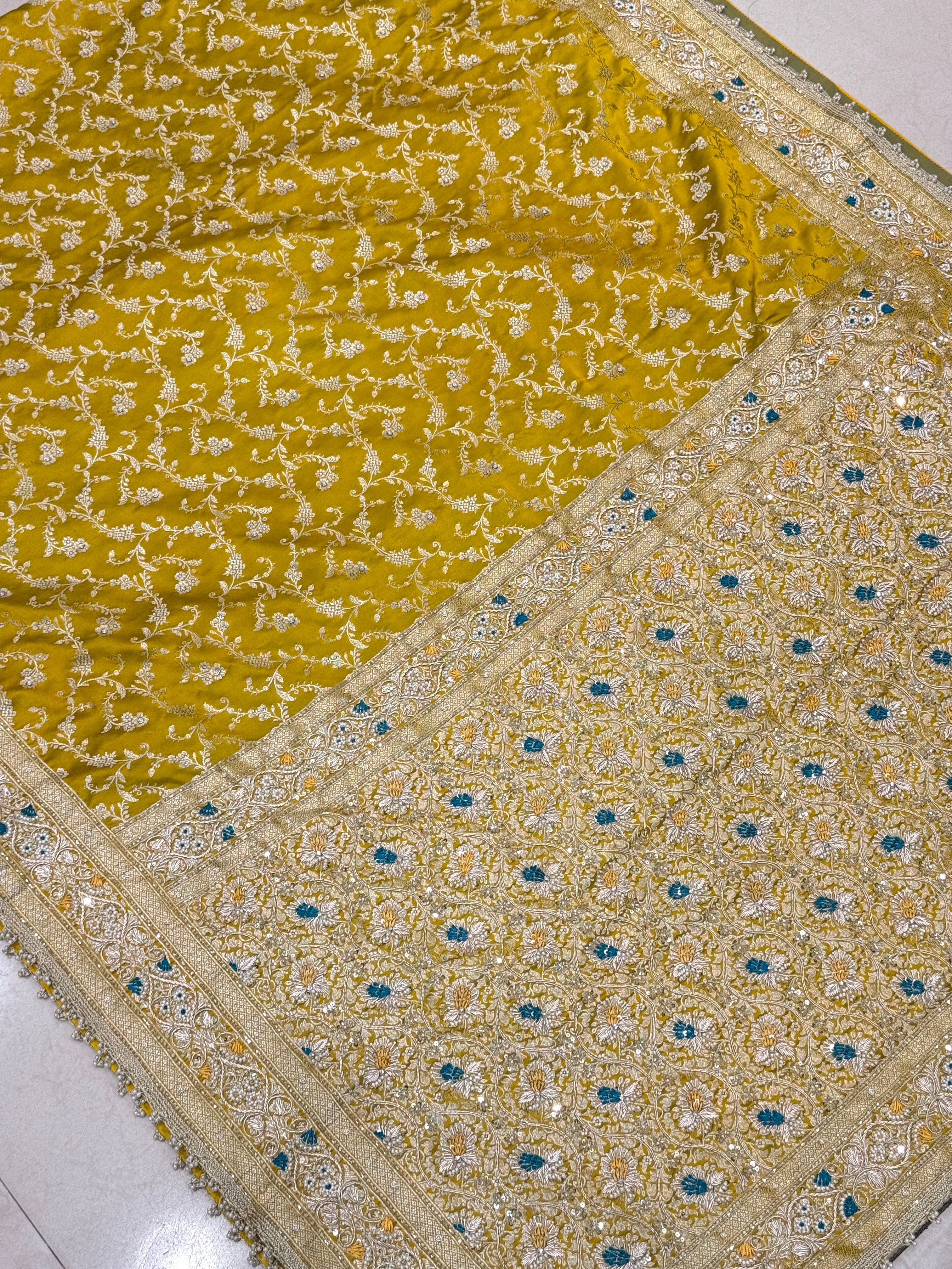 Yellowish Green Banarasi Jaal Dual Resham Hand Embroidery Saree