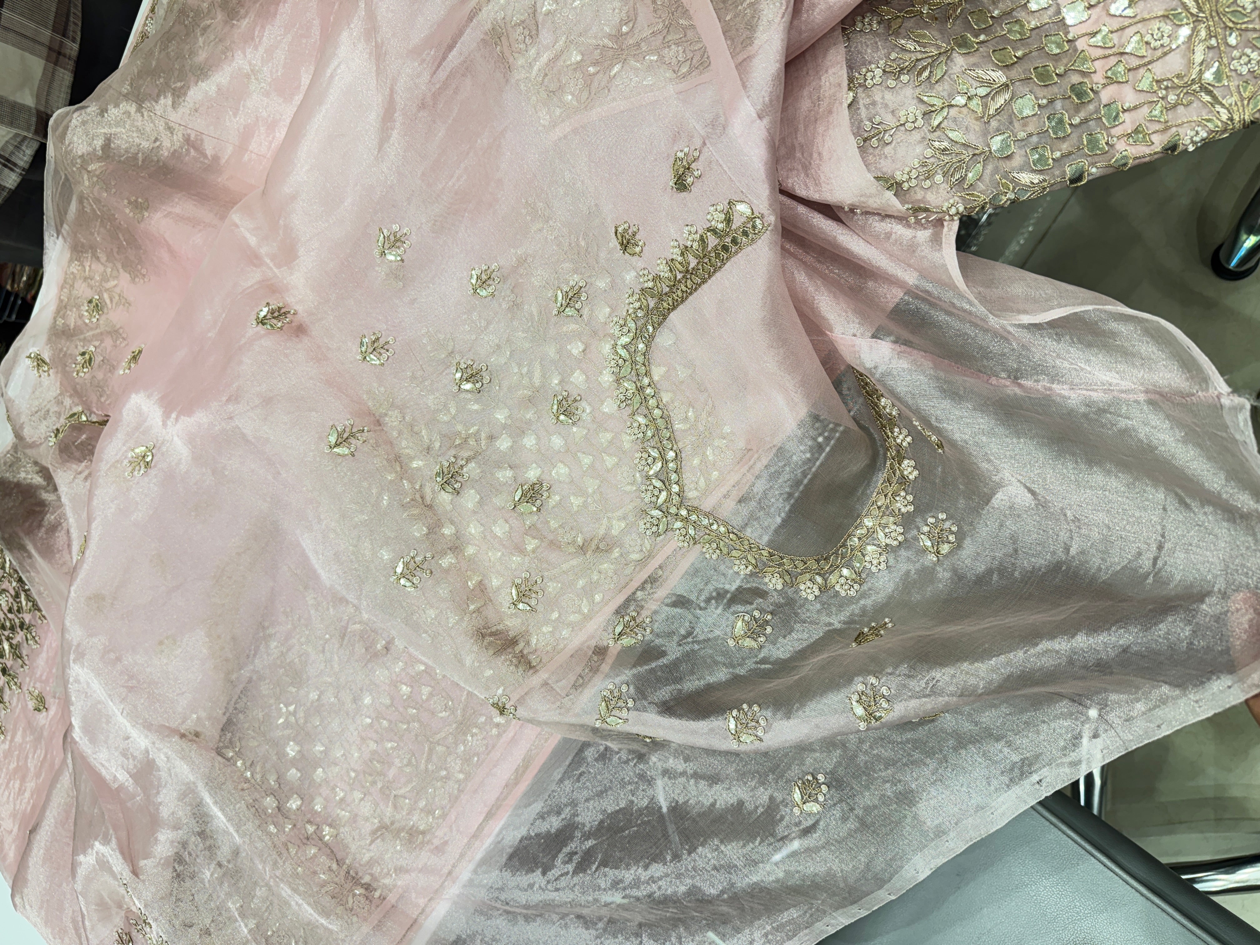 Pink Tissue Handloom Gotapatti Saree