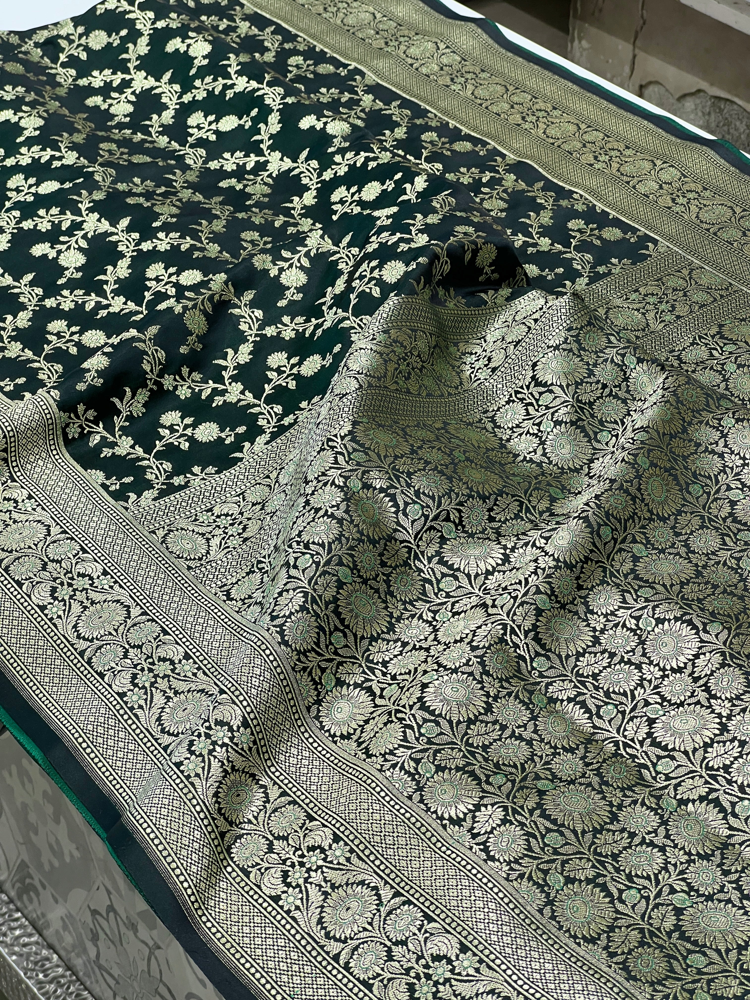 Botttle Green Banarasi Silk Jaal