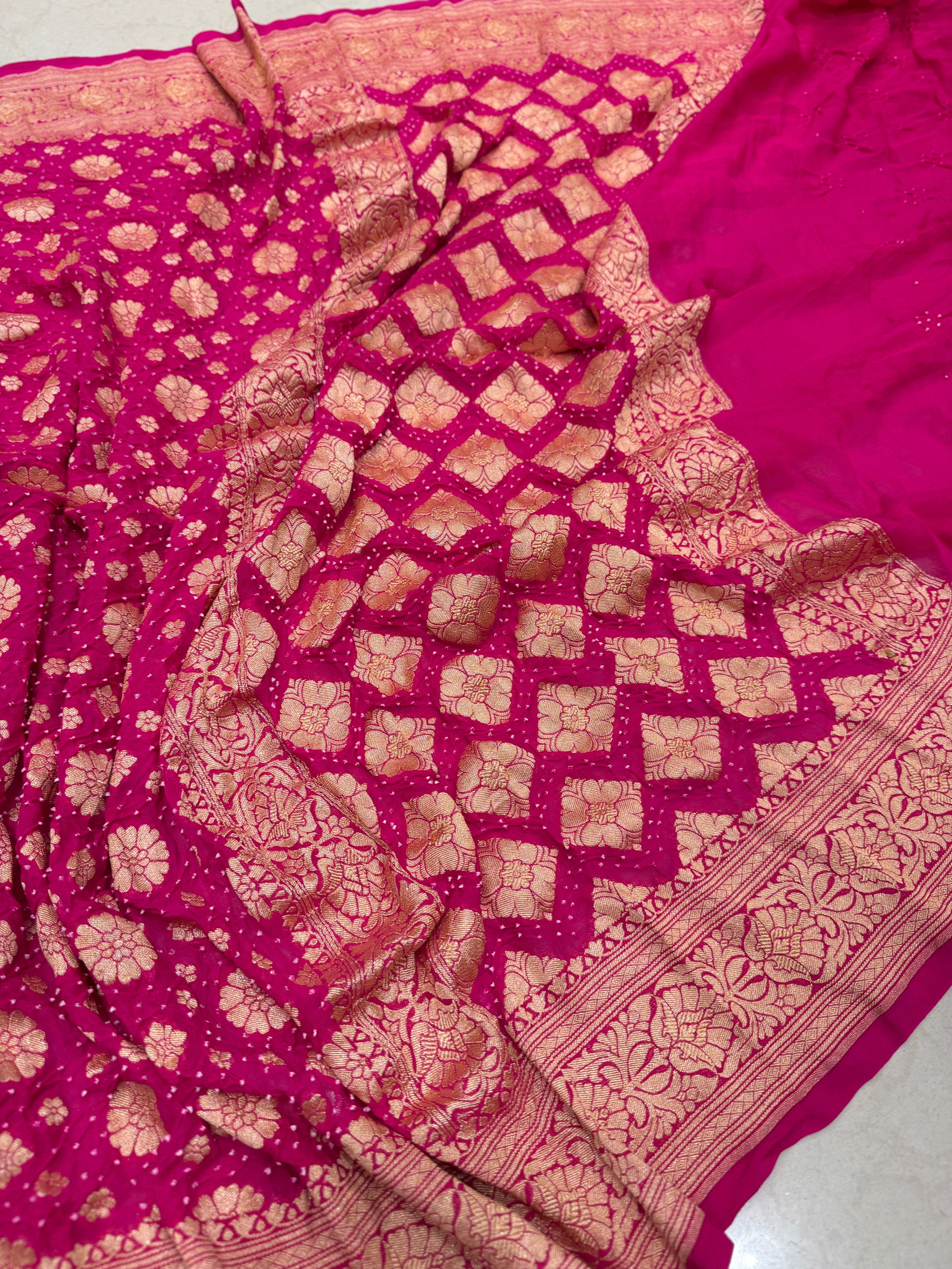 Rani Contemporary Bandhej Bandhini Saree