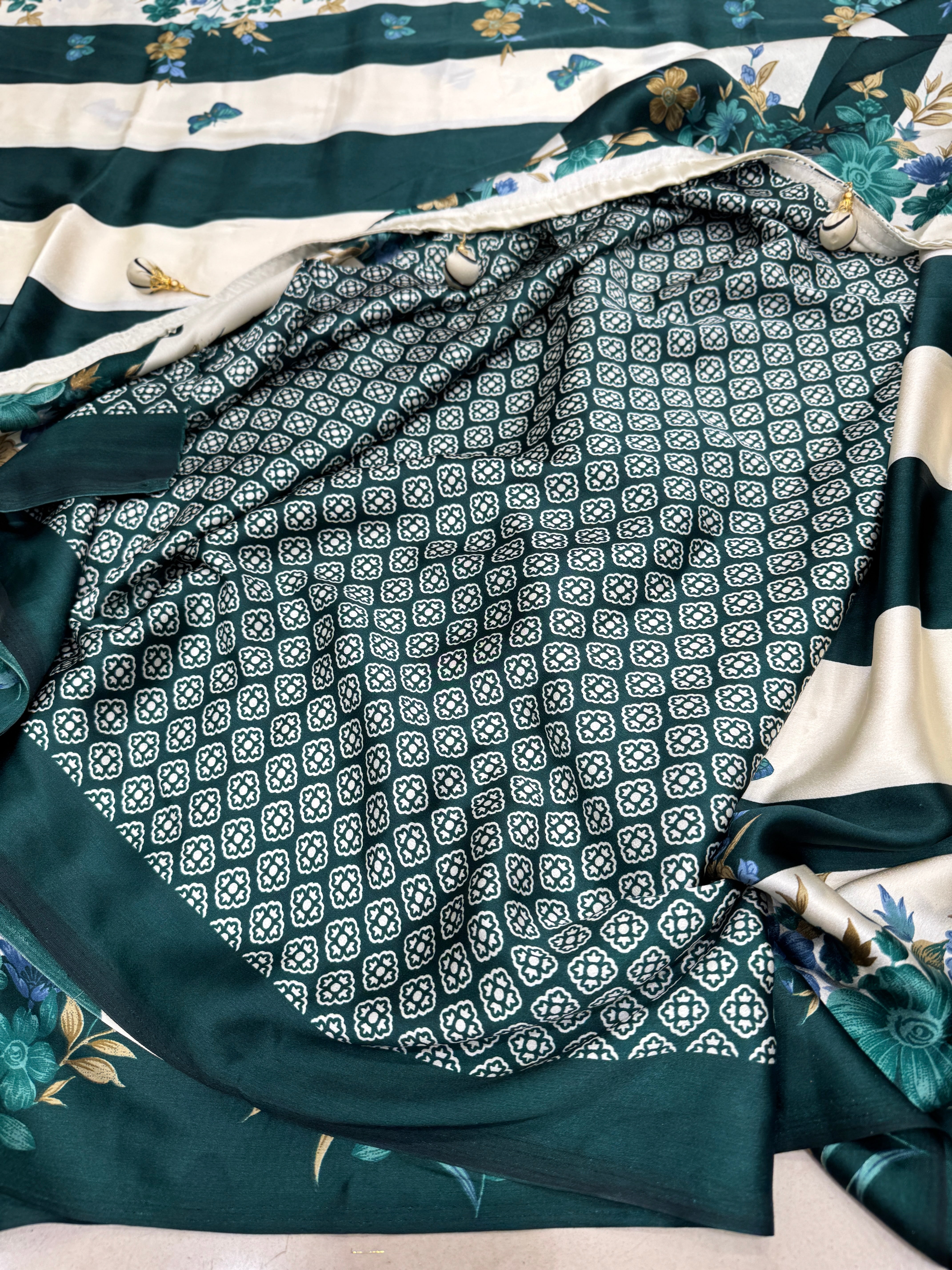 Trisha Krishnan Inspired Bottle Green Contemporary Satin Saree