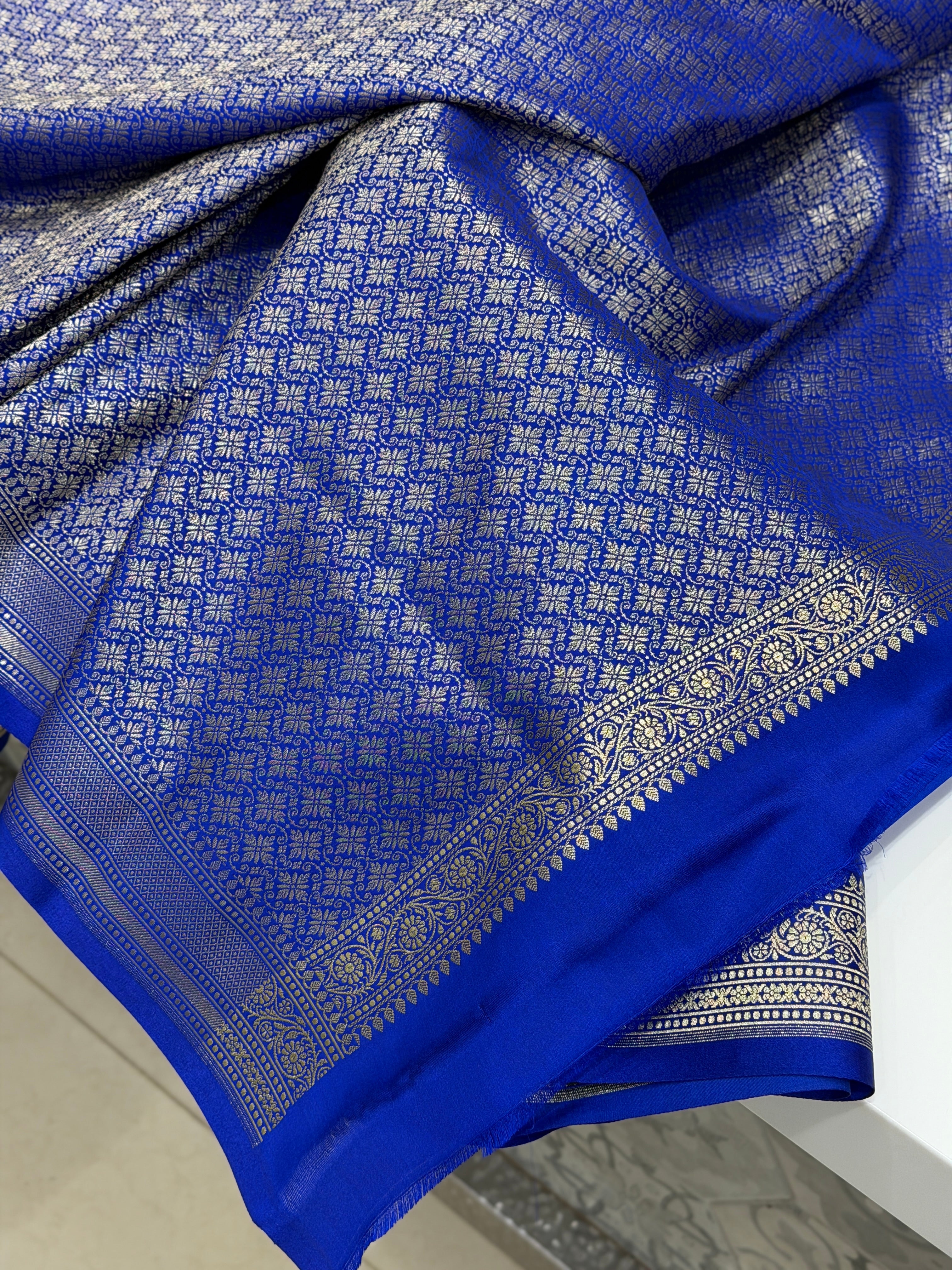 Royal Blue Banarasi Silk Plain Small Border Saree
