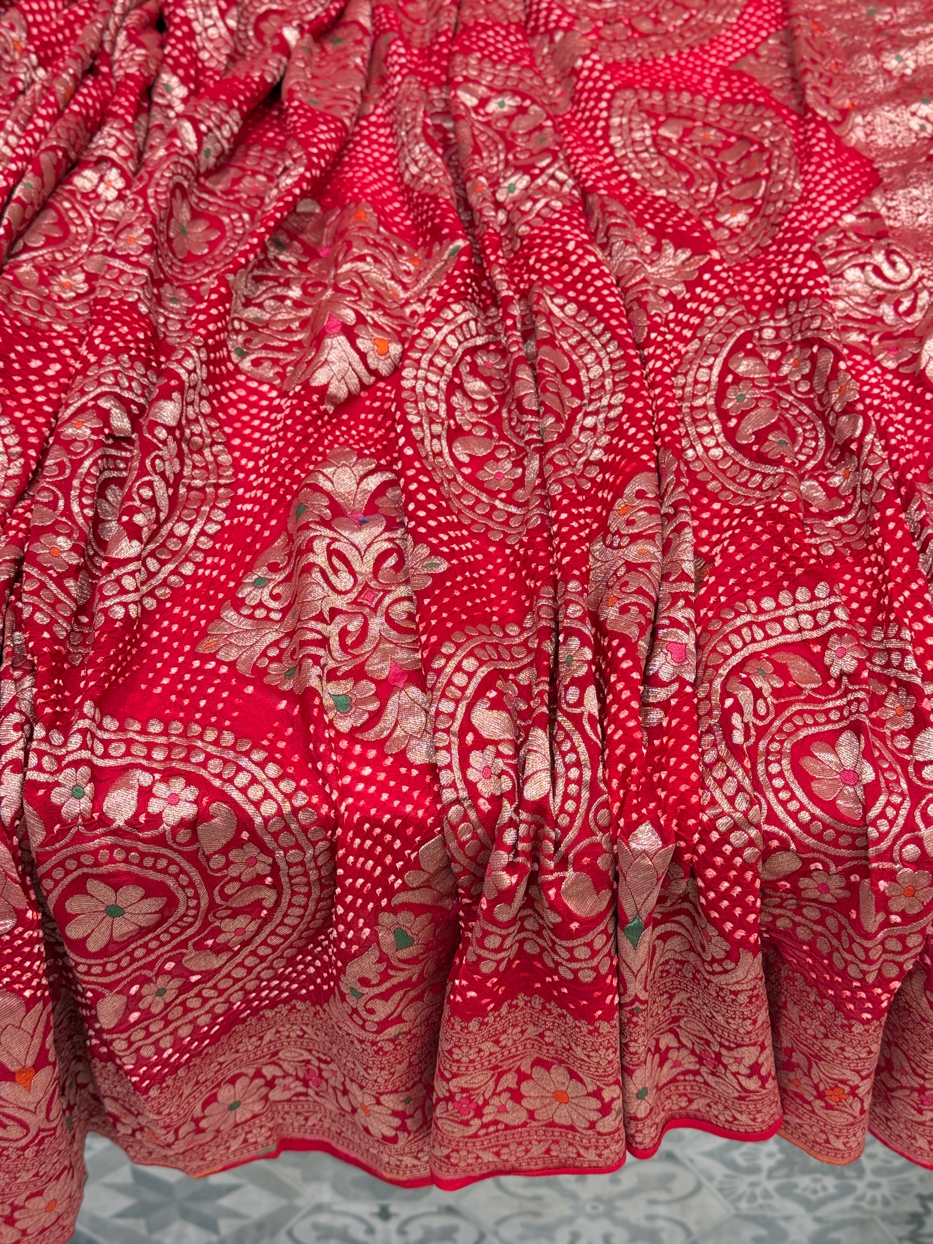 Red Rai Bandhej Weaved Handloom Georgette Saree