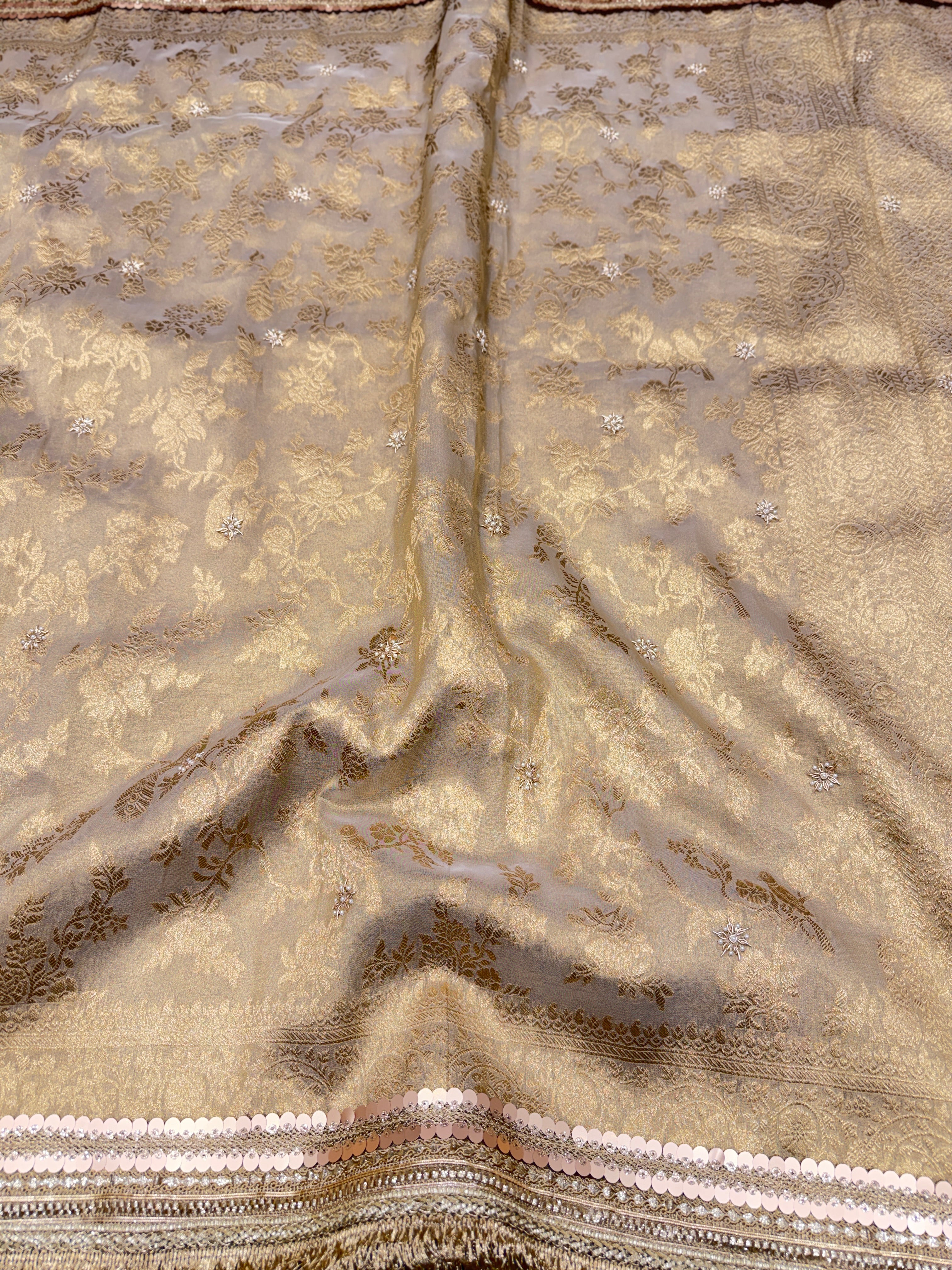 Golden Tissue Woven Jaal Maharani Edit Sitara Buttis