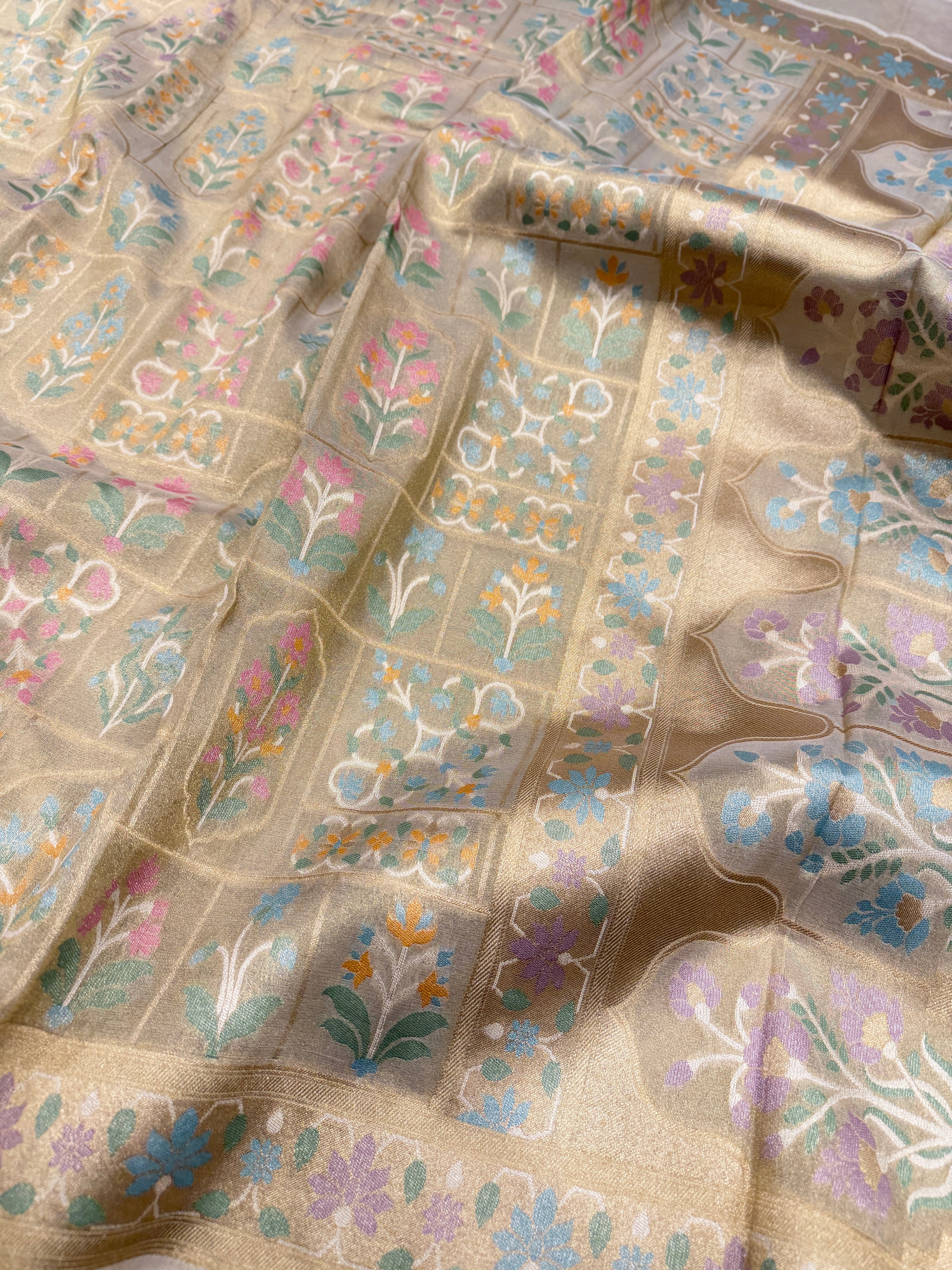 Golden Meenakari Temple Style Weaved Banarasi Tissue Silk Saree