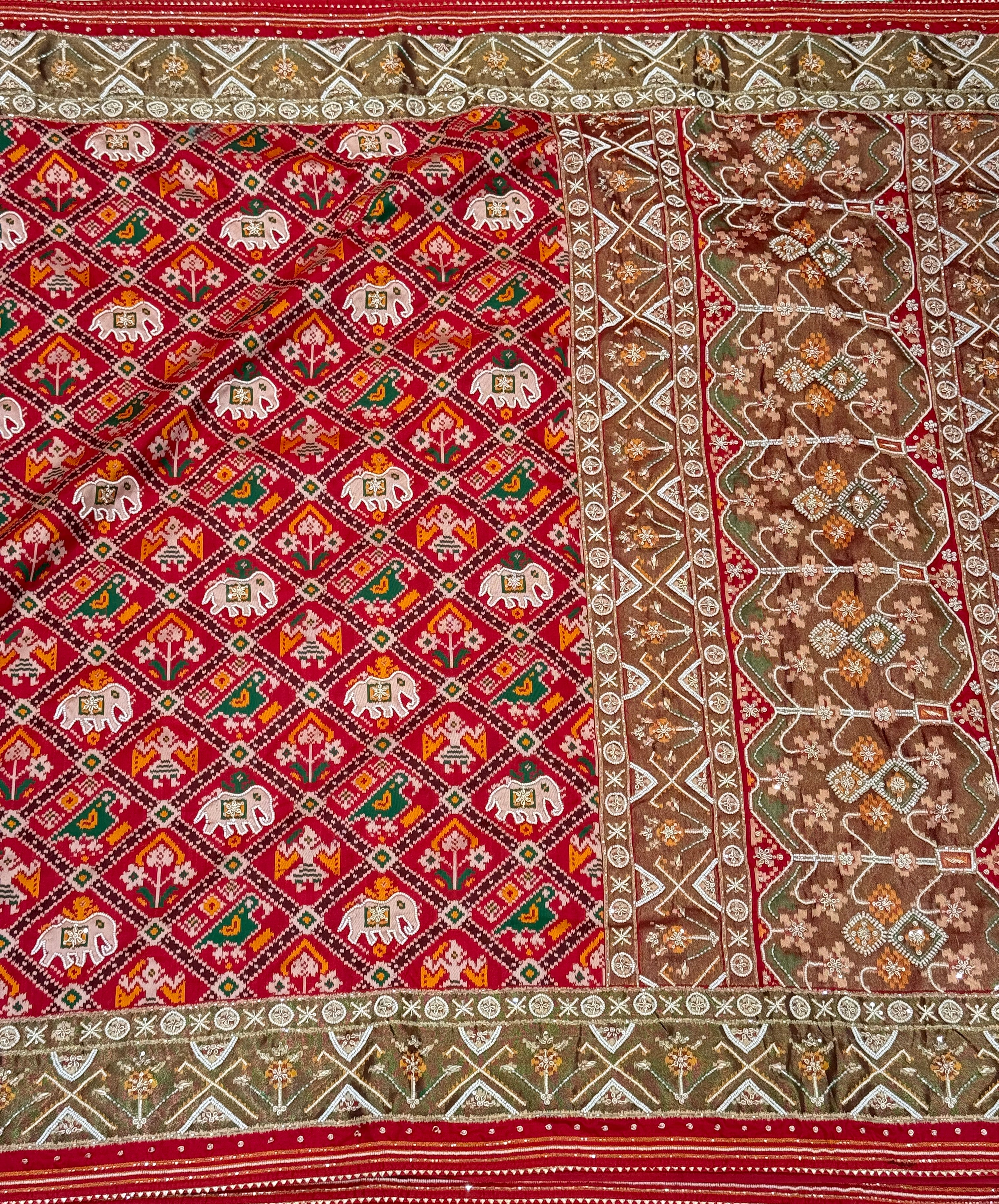 Red Patola Chhabdi Bhat Kidiya Moti Hand Embroidery Patola Saree