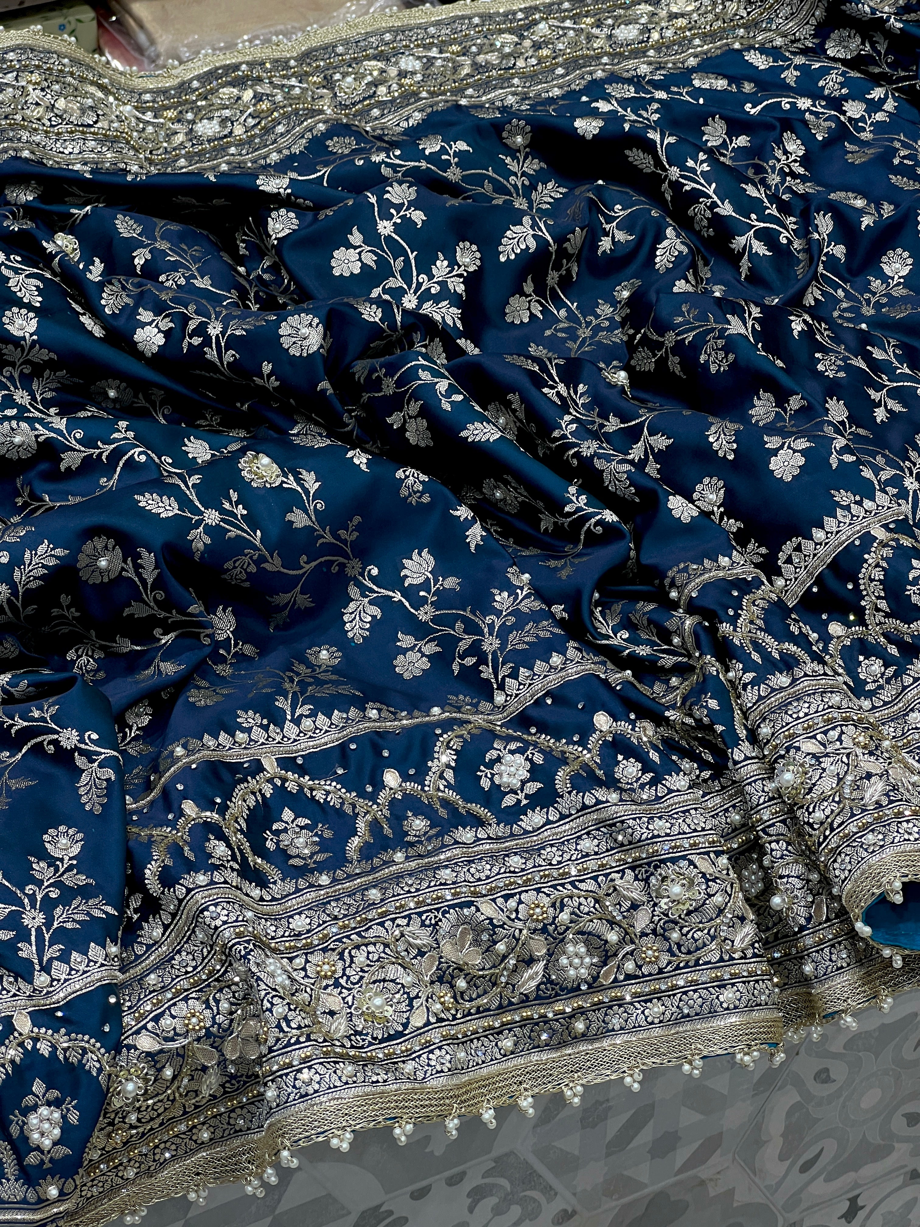 Blue Banarasi Silk Crown Border Hand Embroidery Saree