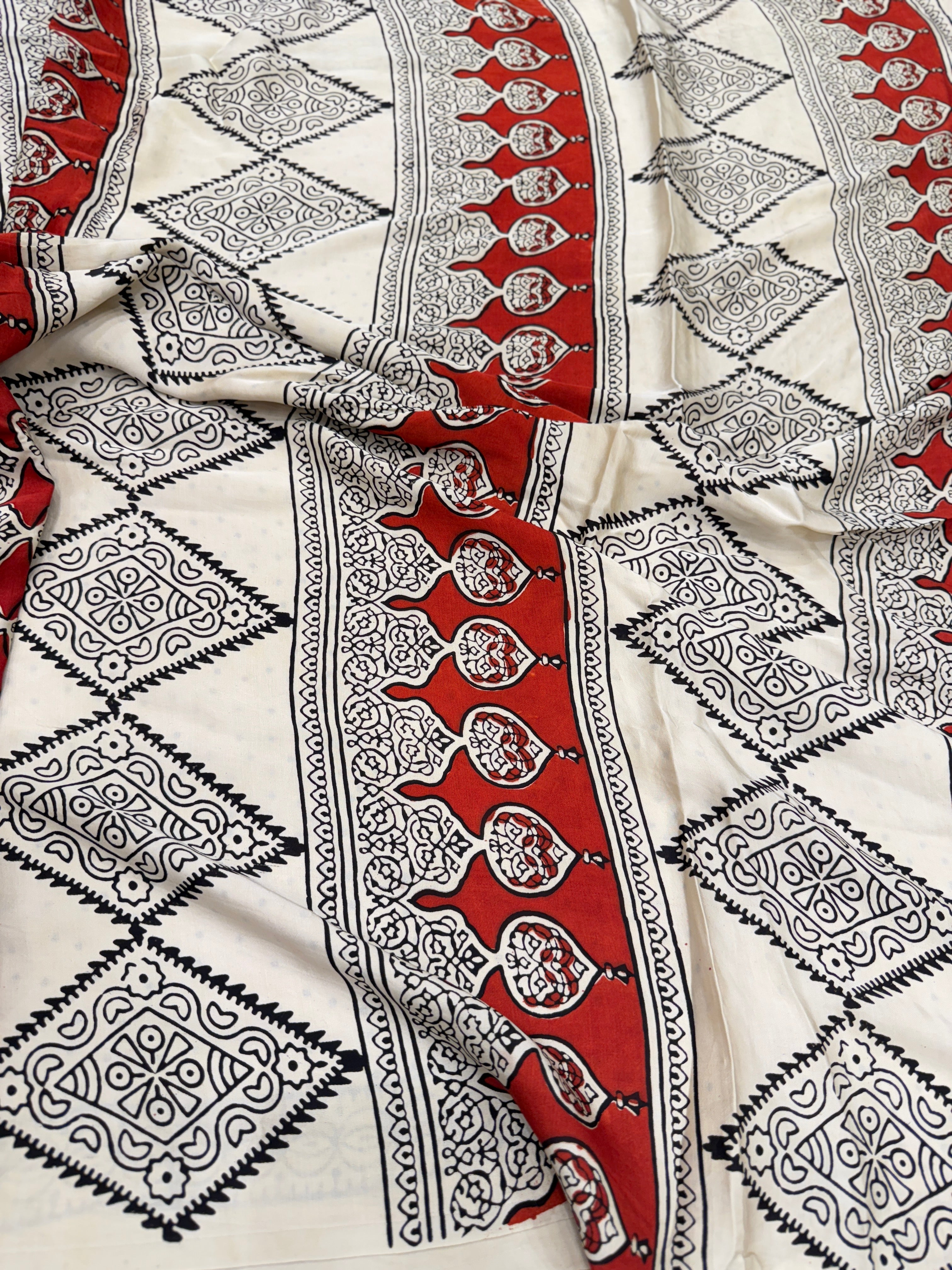 White Contemporary Temple Border Ajrakh Block Print Hand Pure Gajji Silk Saree