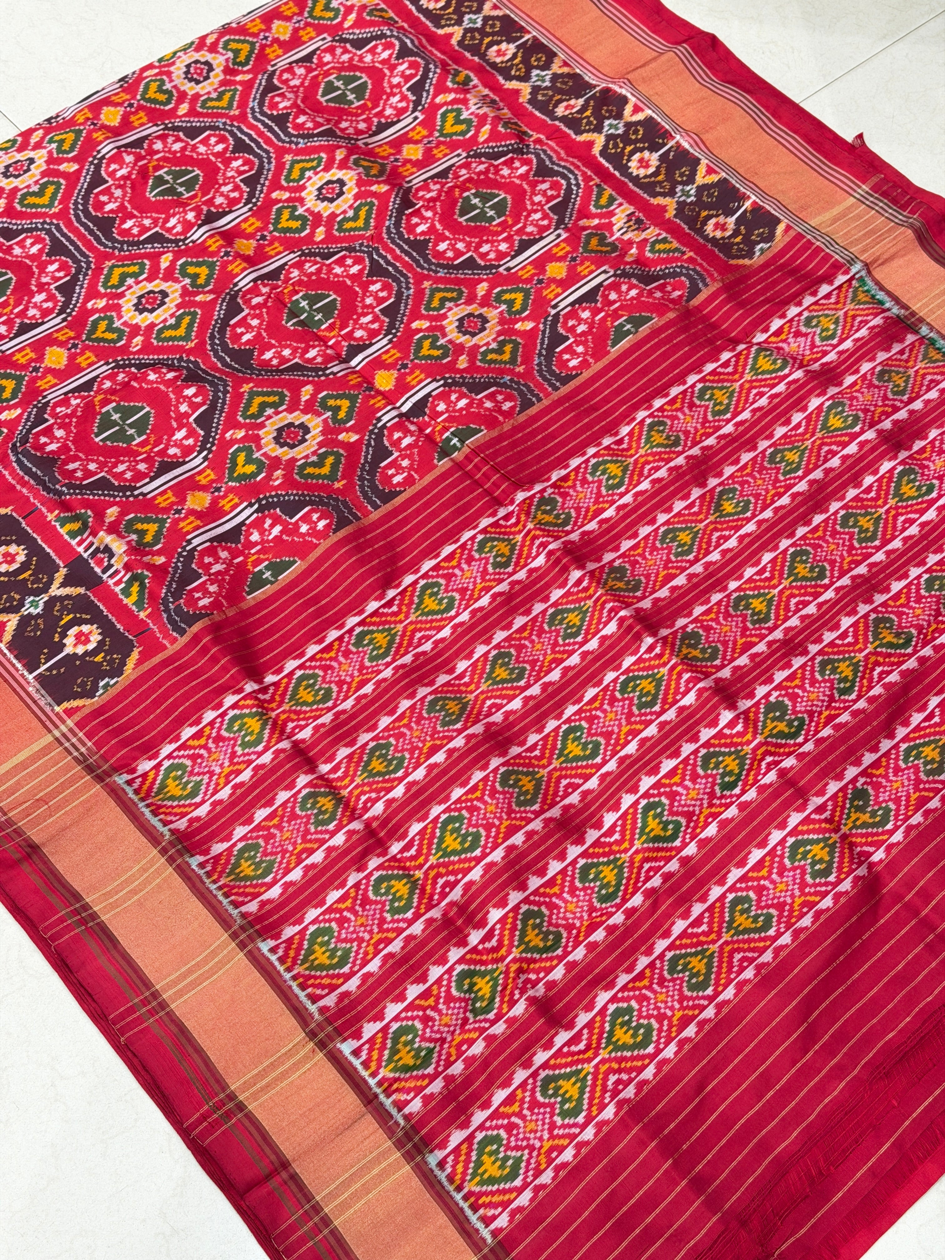 Red Chhabadi Patan Handloom Ikat Patola Silk Saree