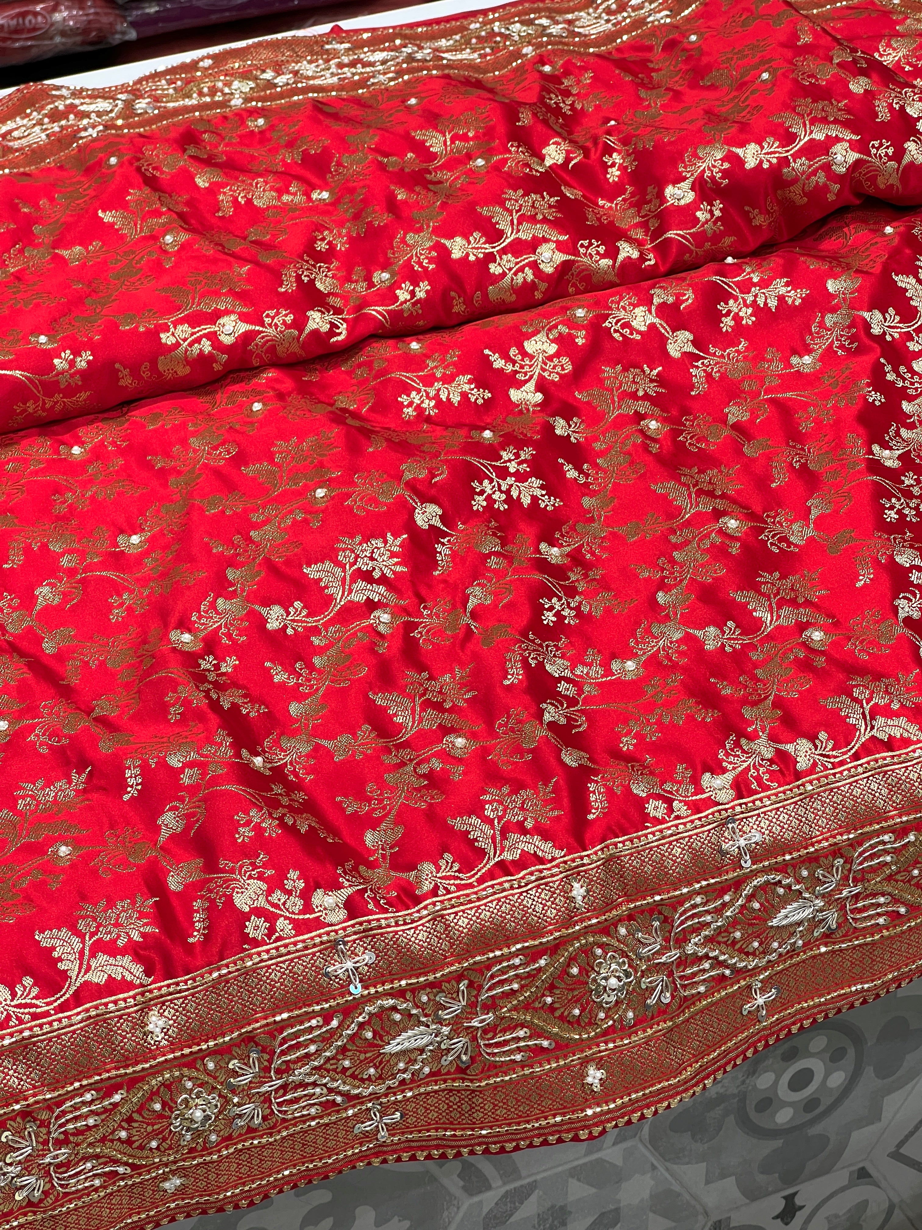 Red Banarasi Bloom Border Hand Embroidery Saree