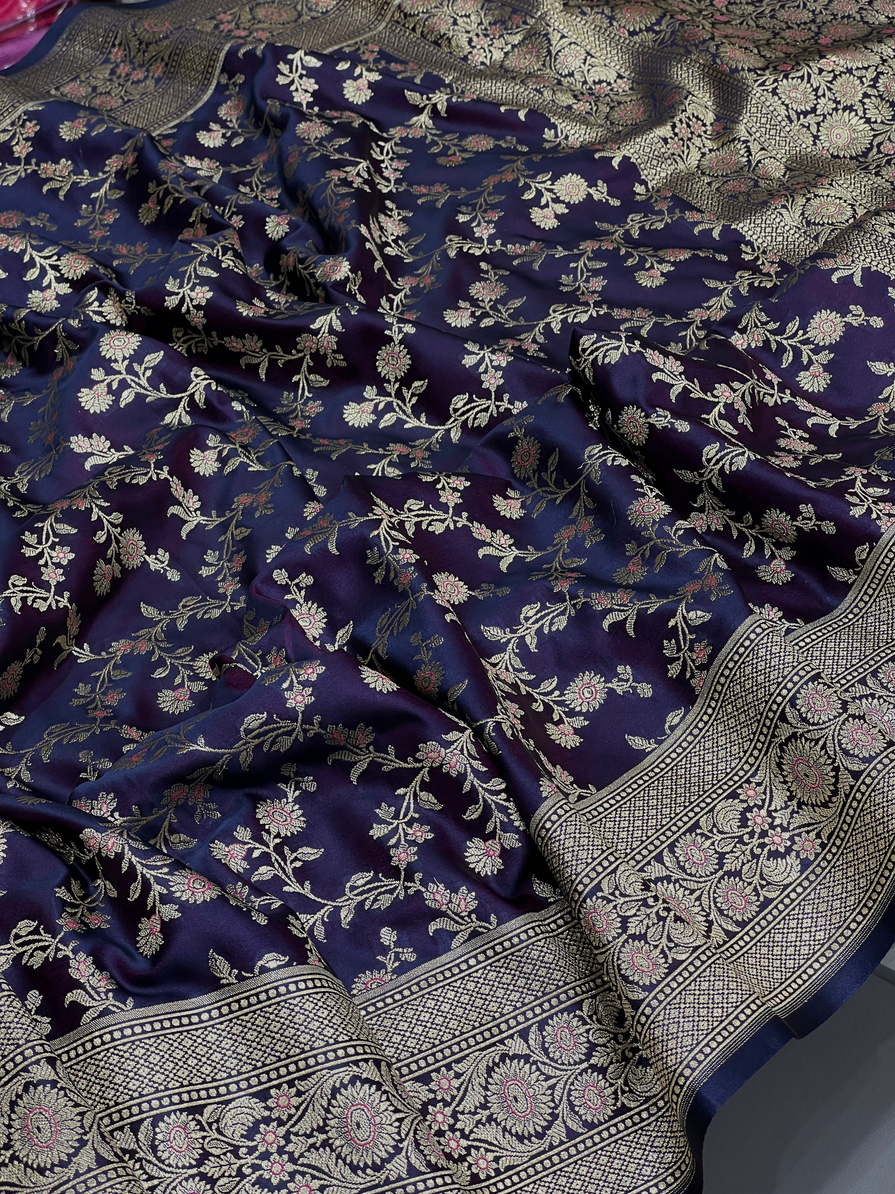 Purple Blue Dhup Chava Flower Border Saree