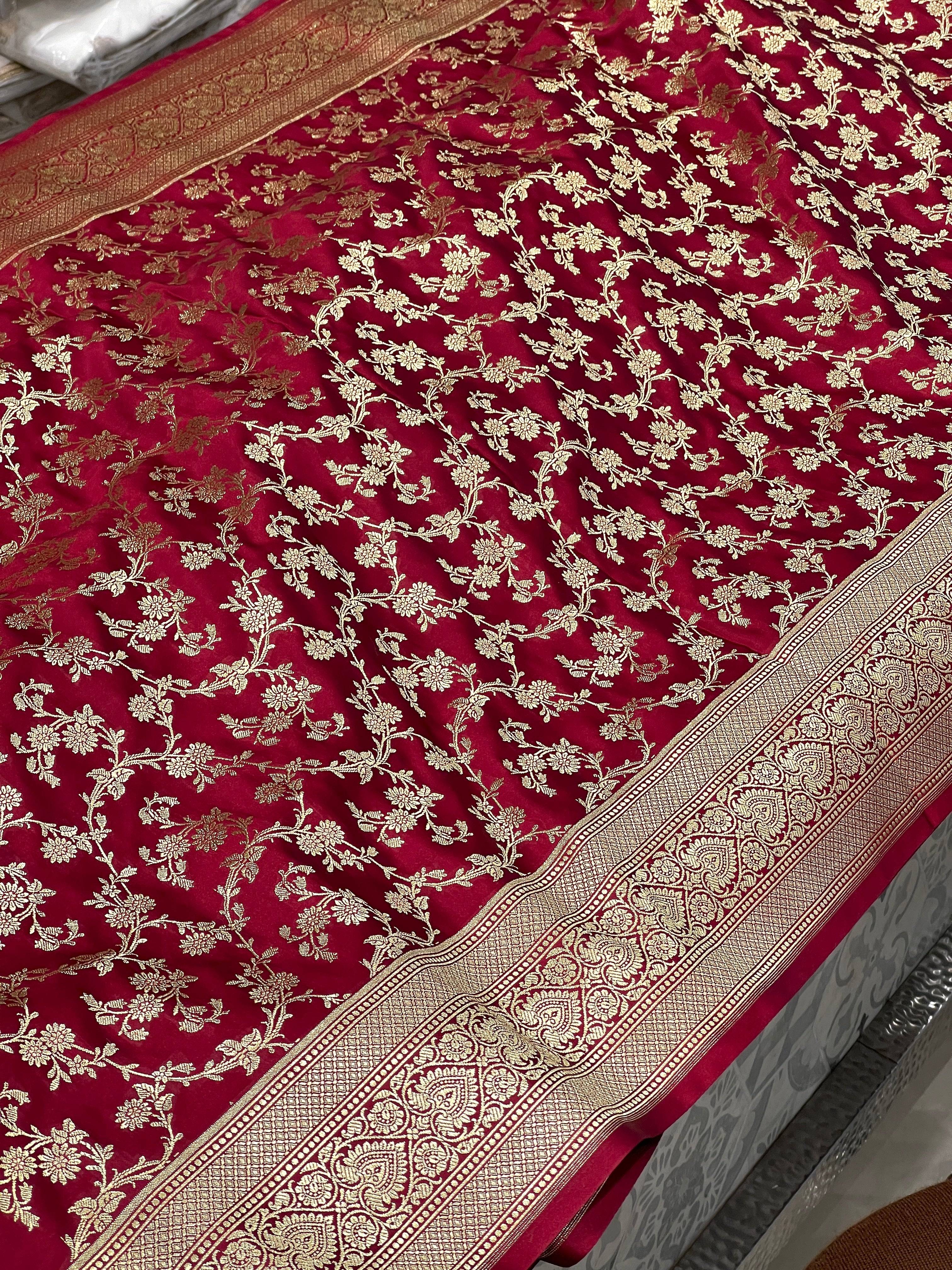 Maroon Banarasi Silk Heart Border Saree
