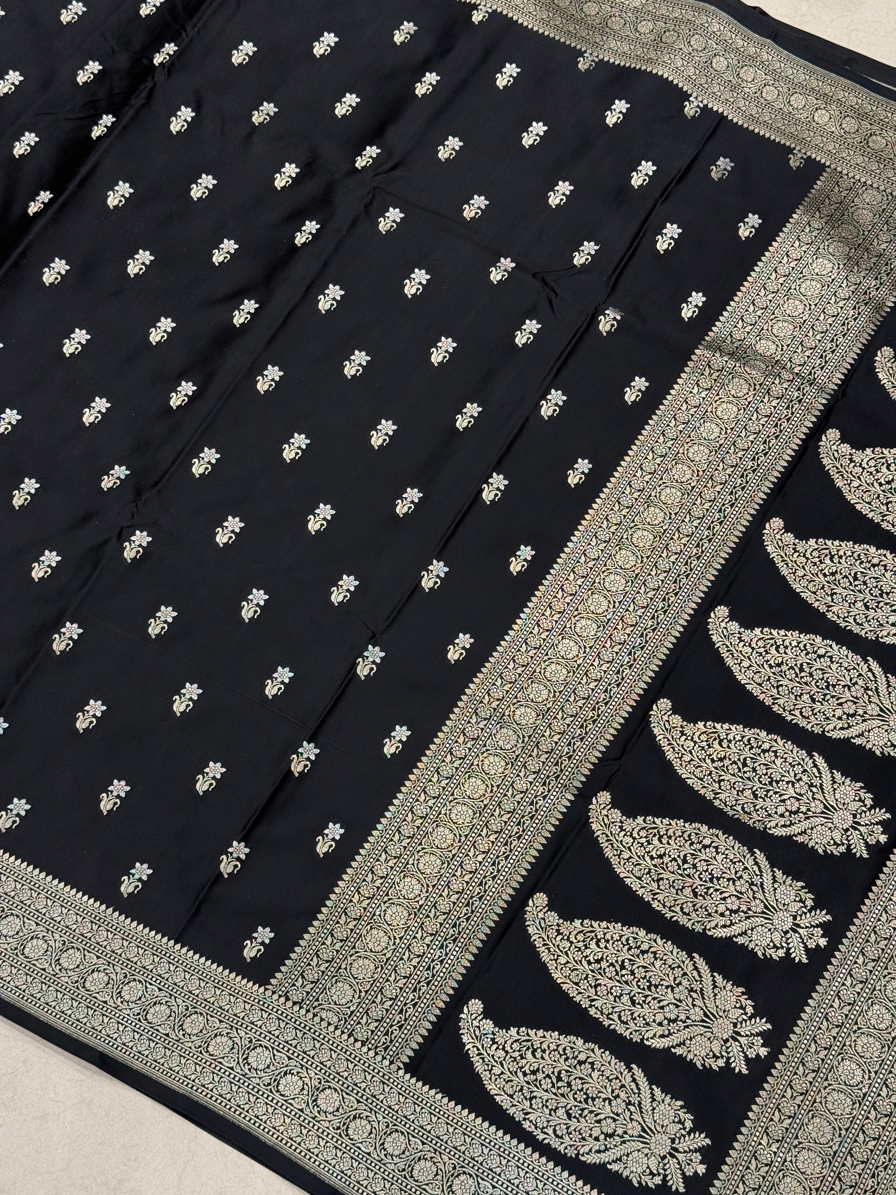 Black Sona Roopa Sunflower Butti Banarasi Silk Saree