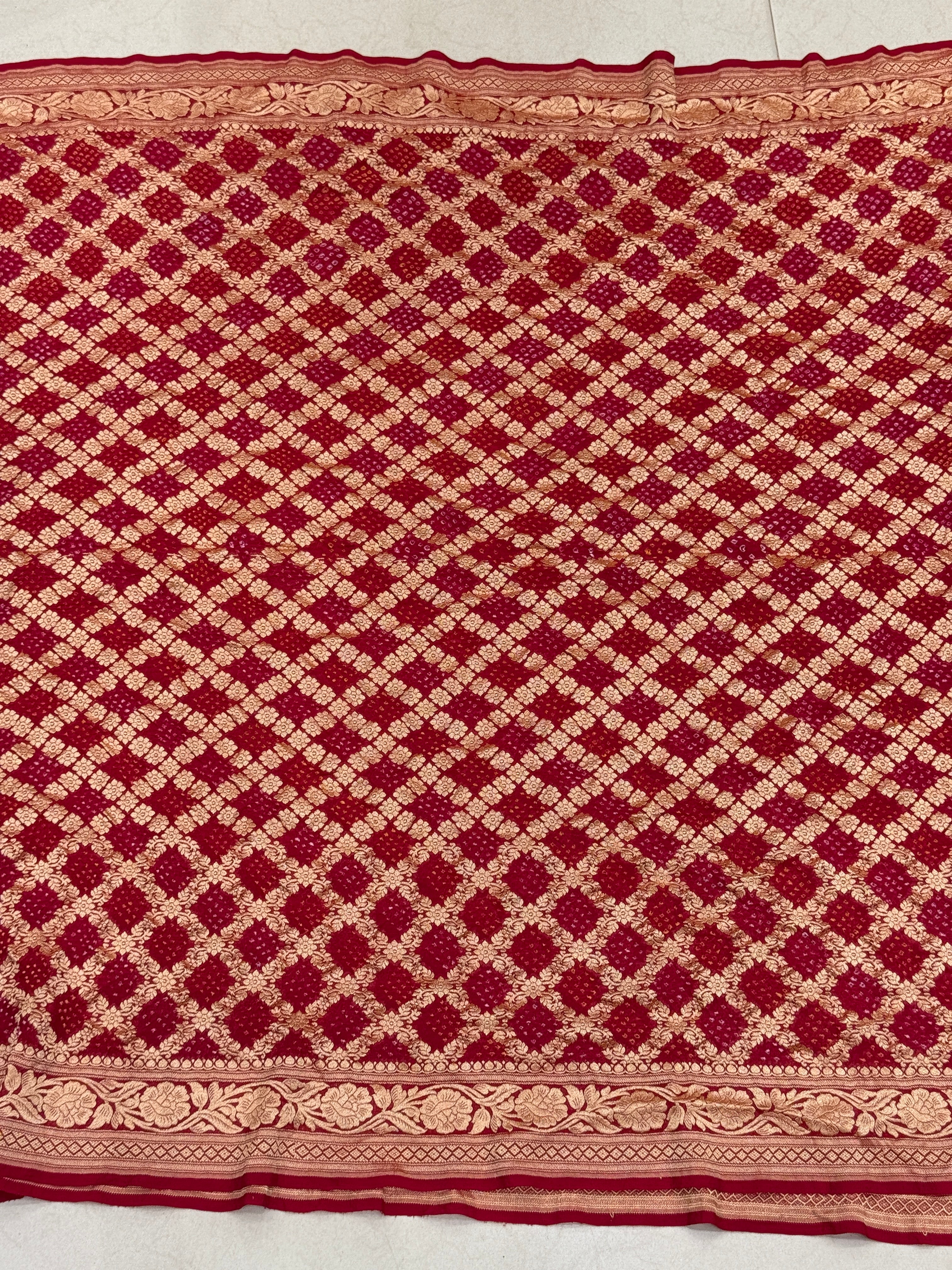 Maroon Floral Border Georgette Handloom Bandhej Bandhini Saree