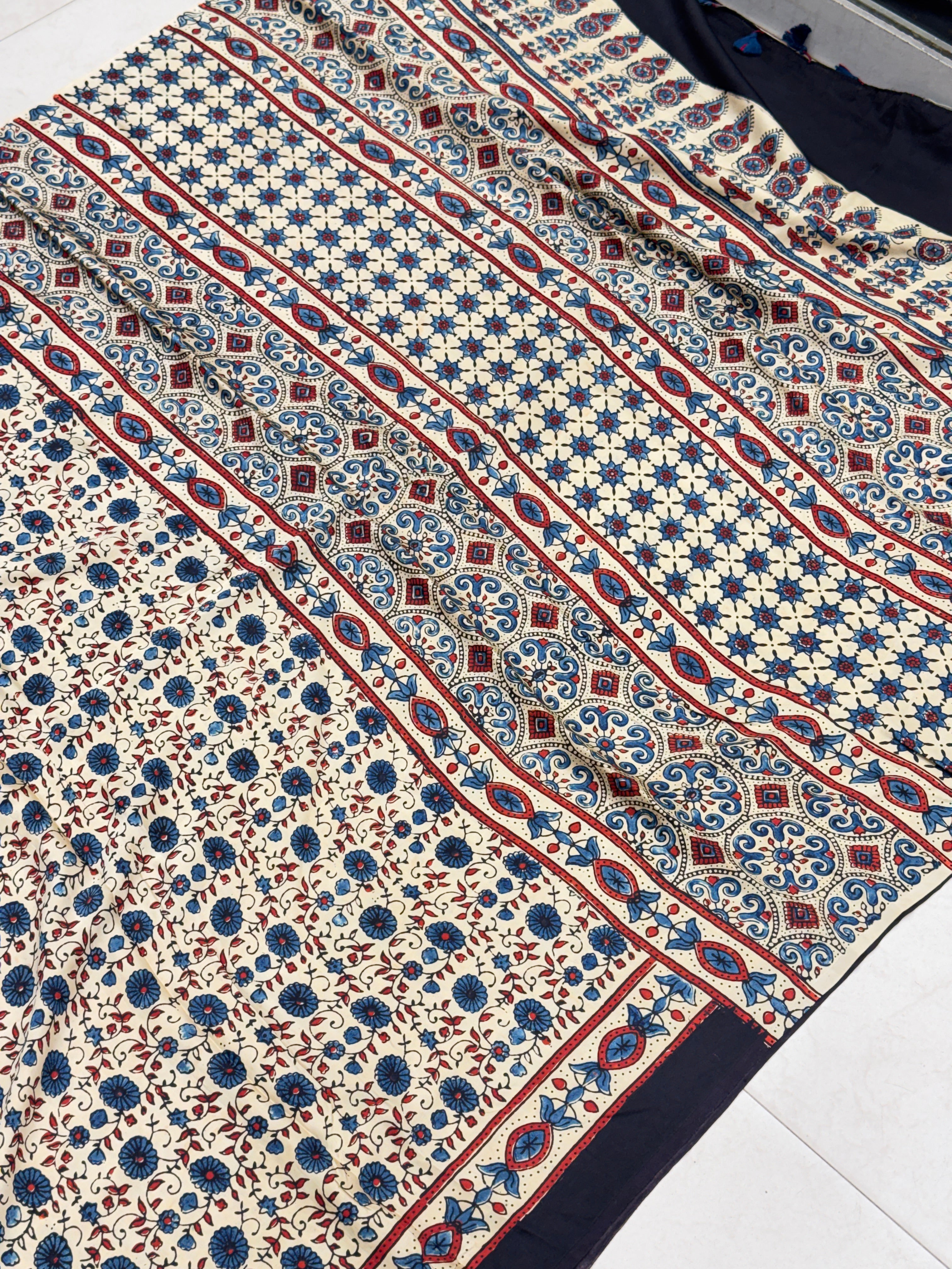 White Floral Jaal Hand Block Print Ajrkah Pure Gajji Silk Saree