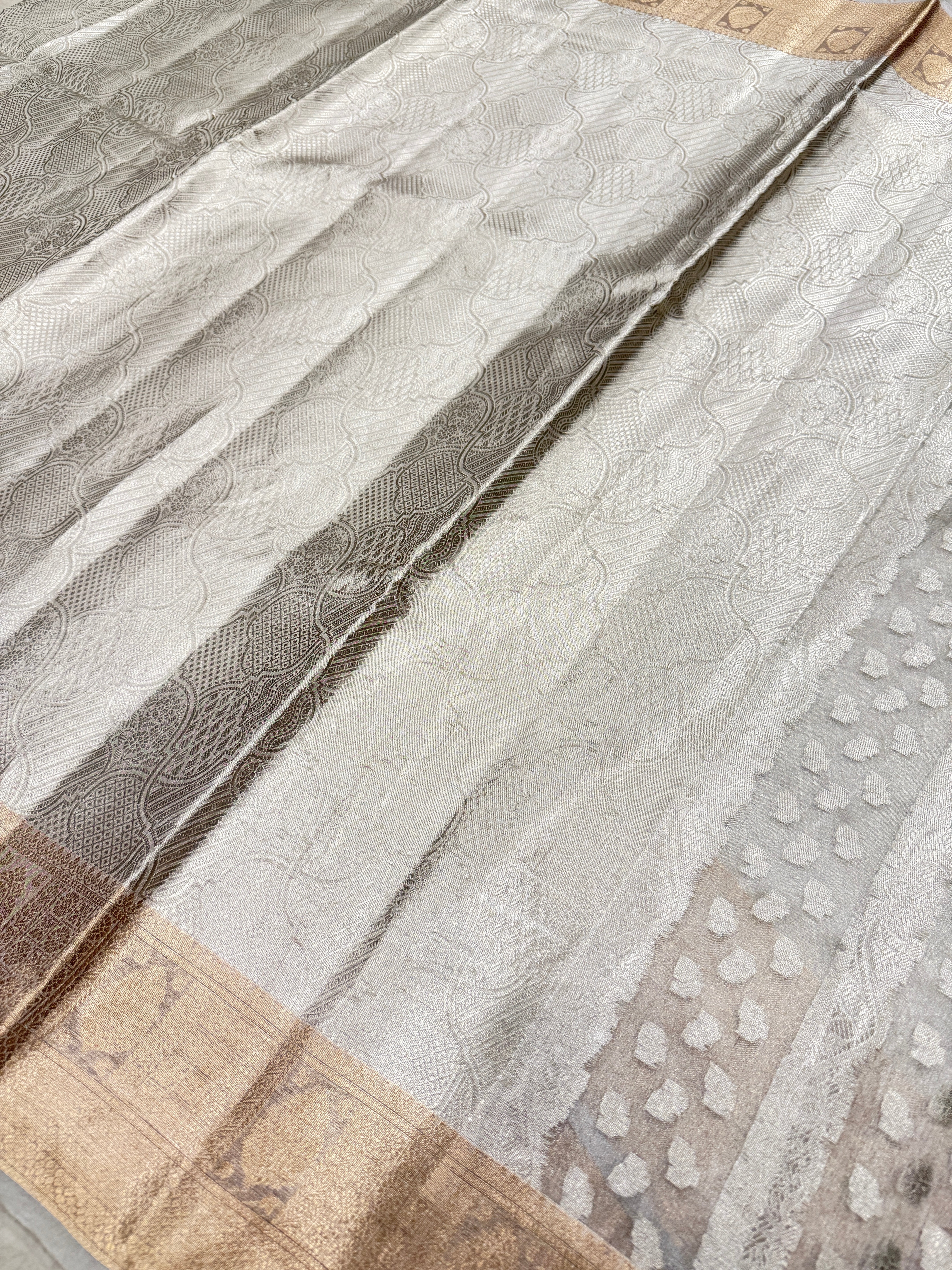 Silver Double Tissue Contemporary Banarasi Saree
