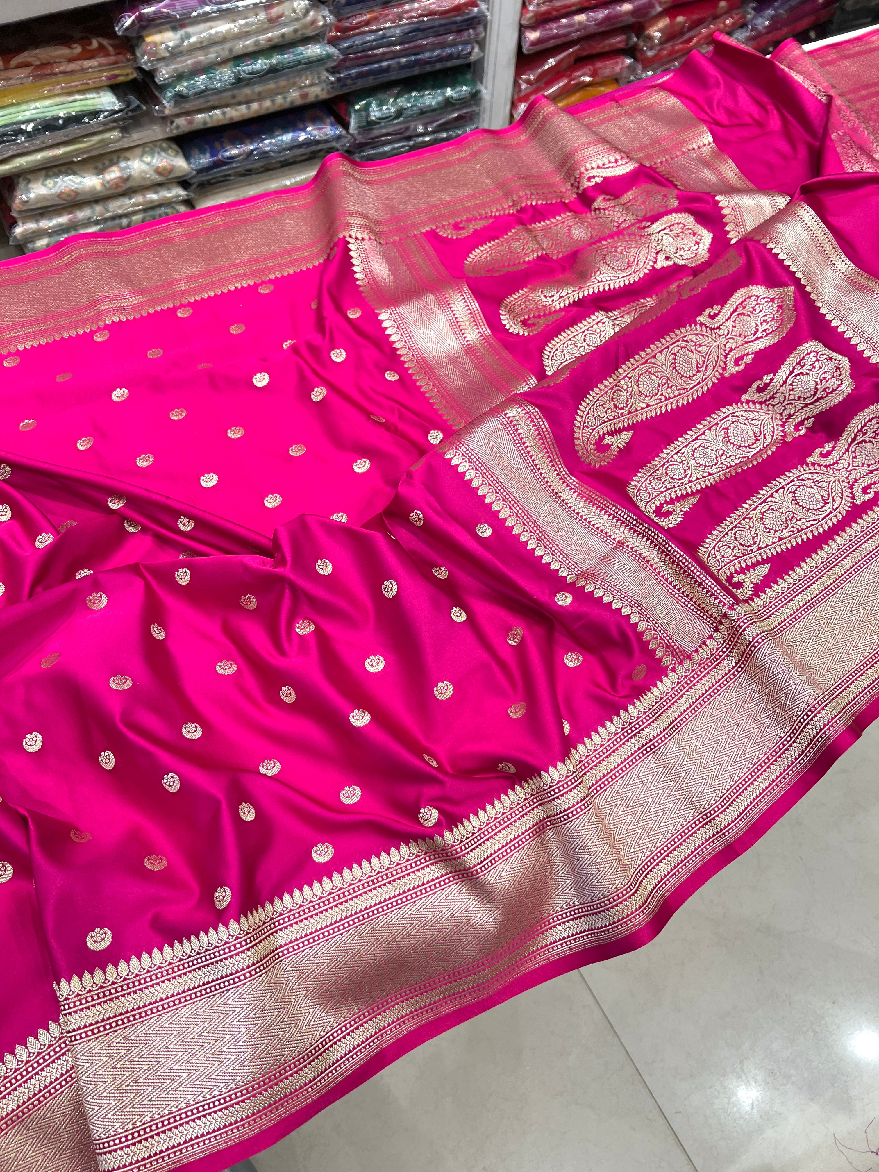 Rani Banarasi Small Chand Butti Saree