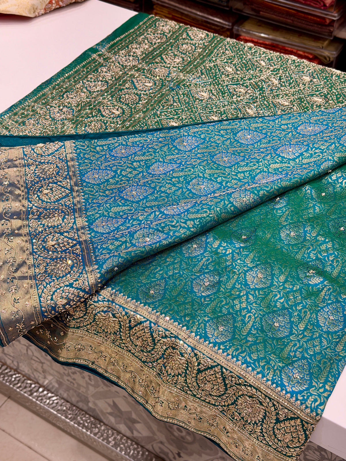 Rama Green Pure Silk Kanjivaram Zardosi Hand Embroidery Saree