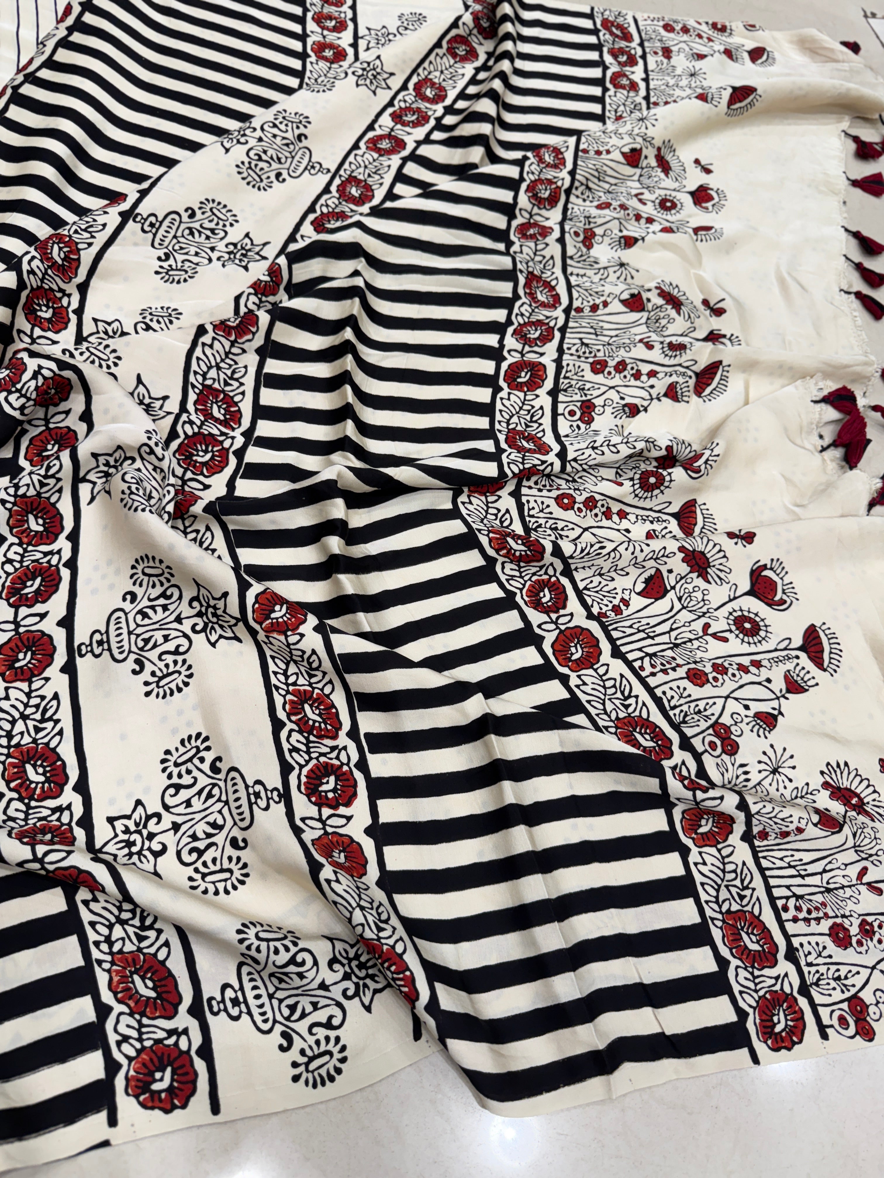 White Contemporary Ajrakh Block Print Hand Pure Gajji Silk Saree