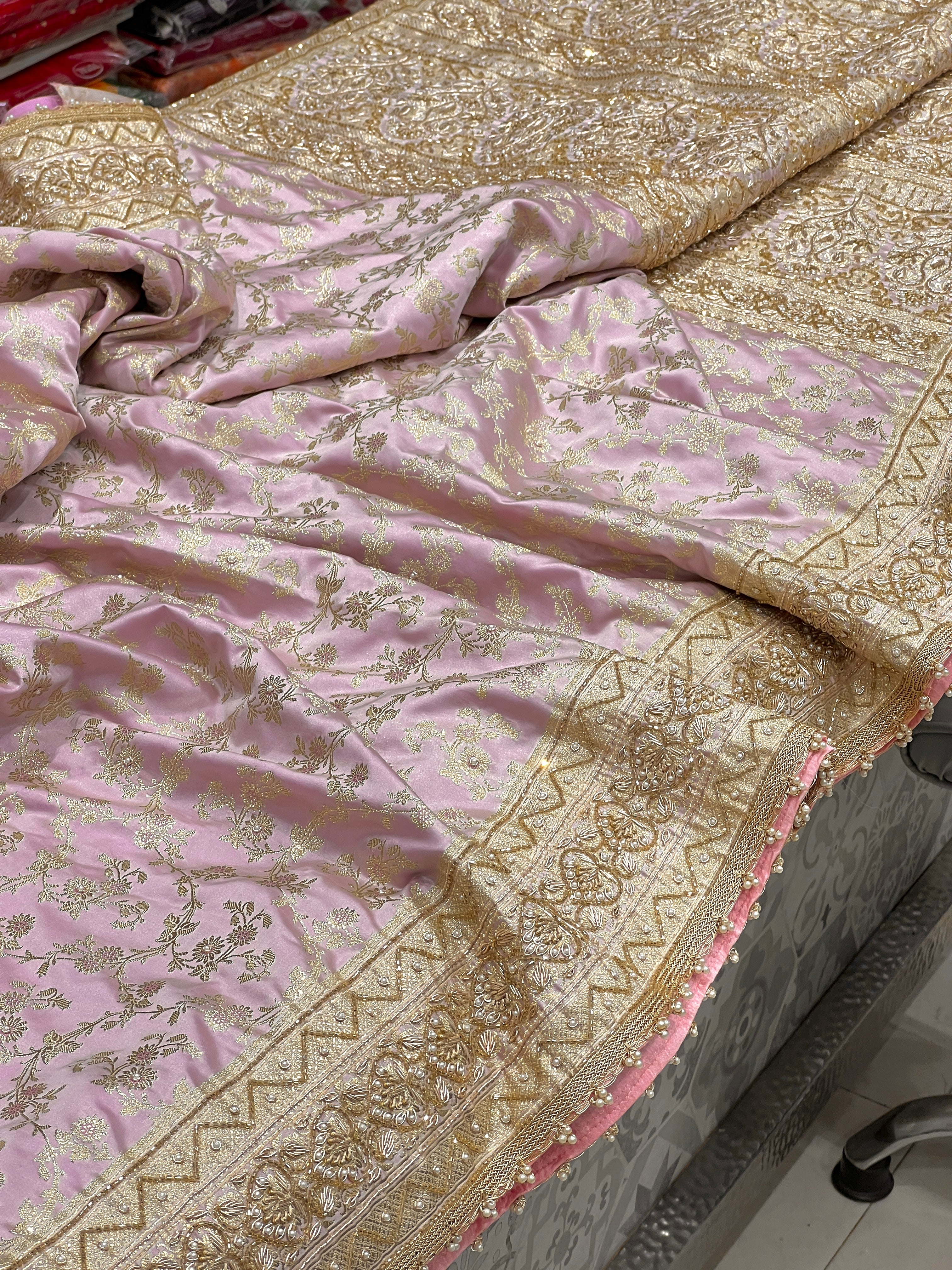 Lilac Pink Banarasi Silk Hand Embroidery Saree