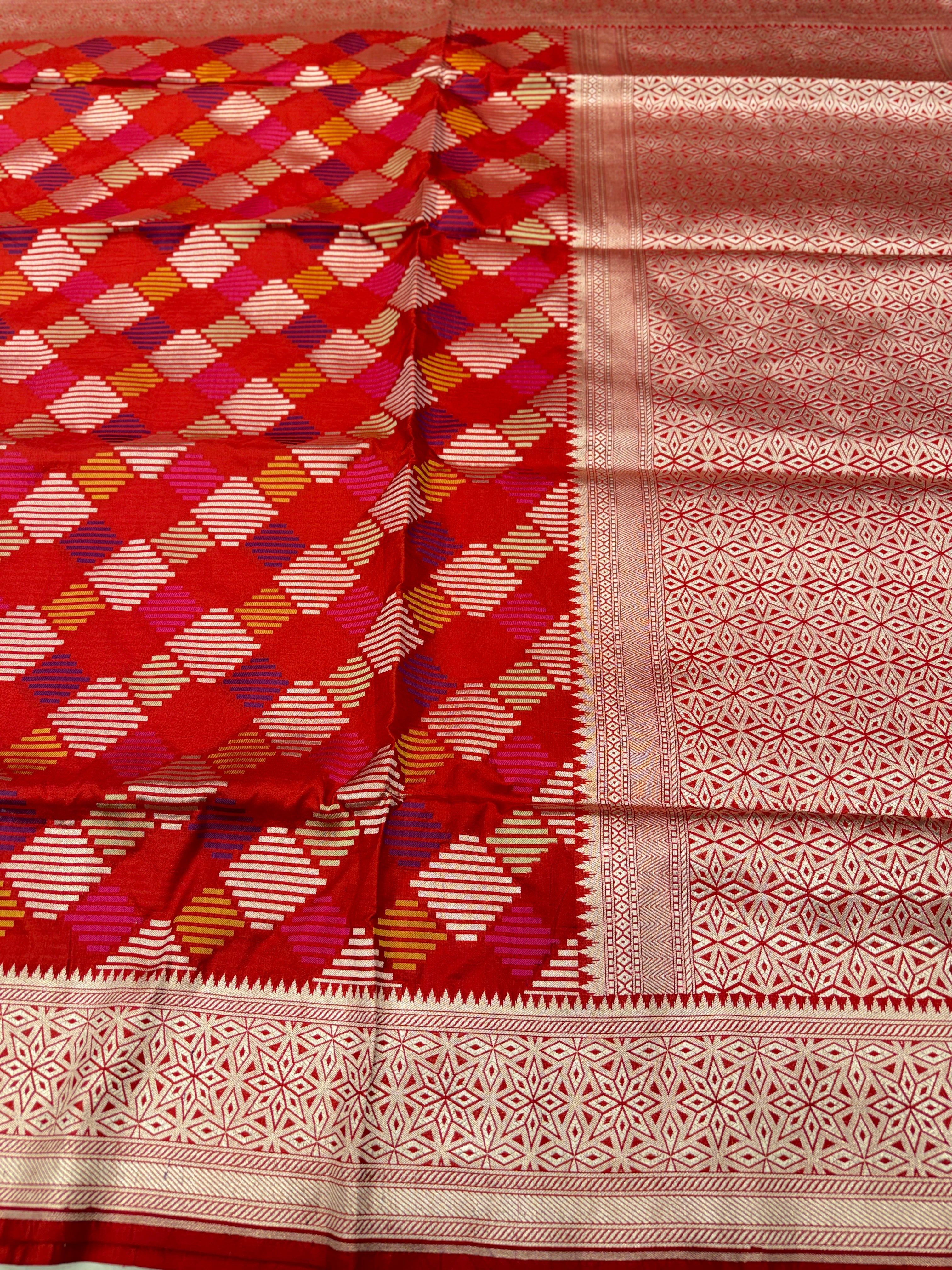 Red Rangkat Katan Banarasi Handloom Saree